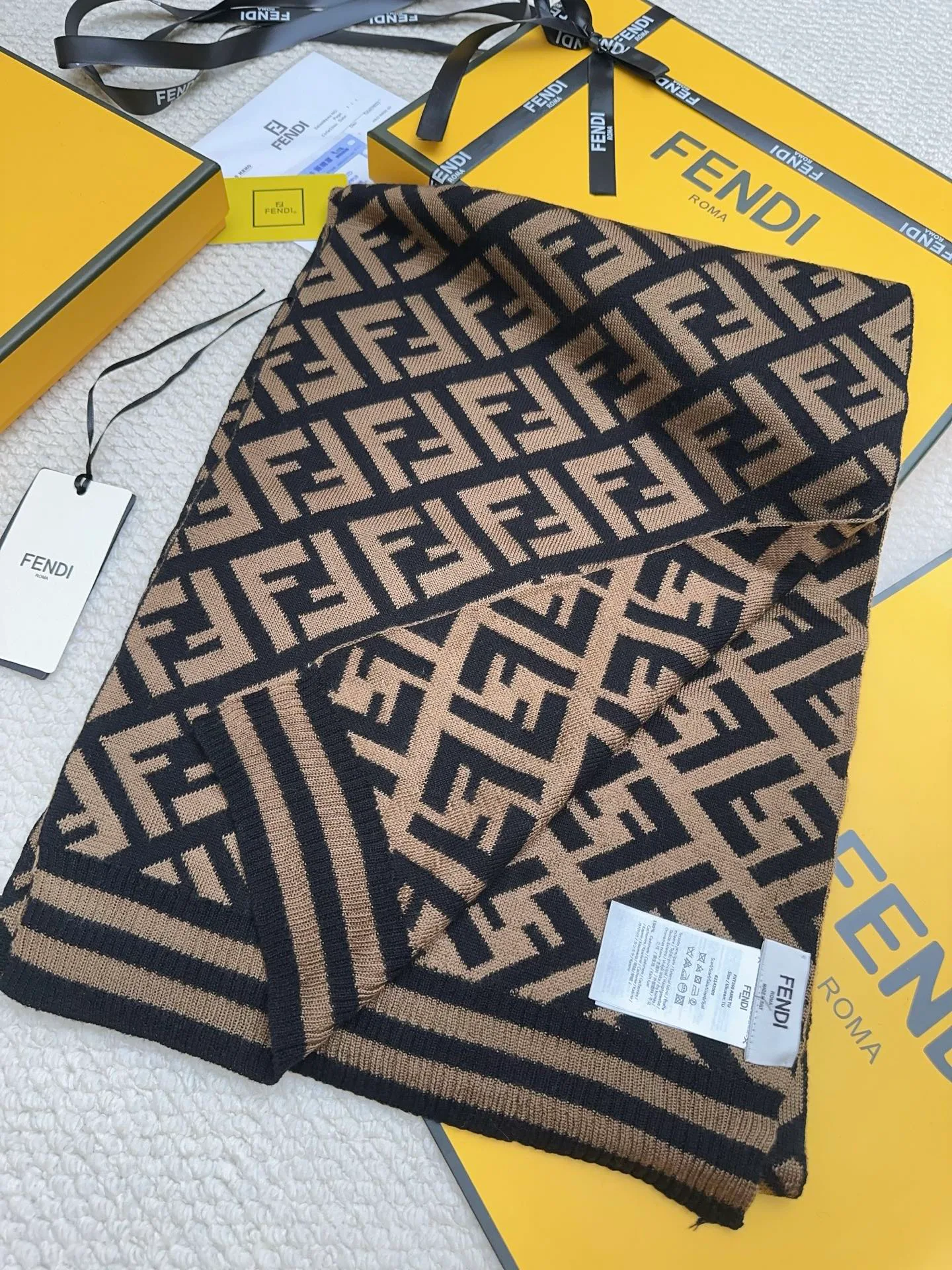 Шарфы Fendi 18275097