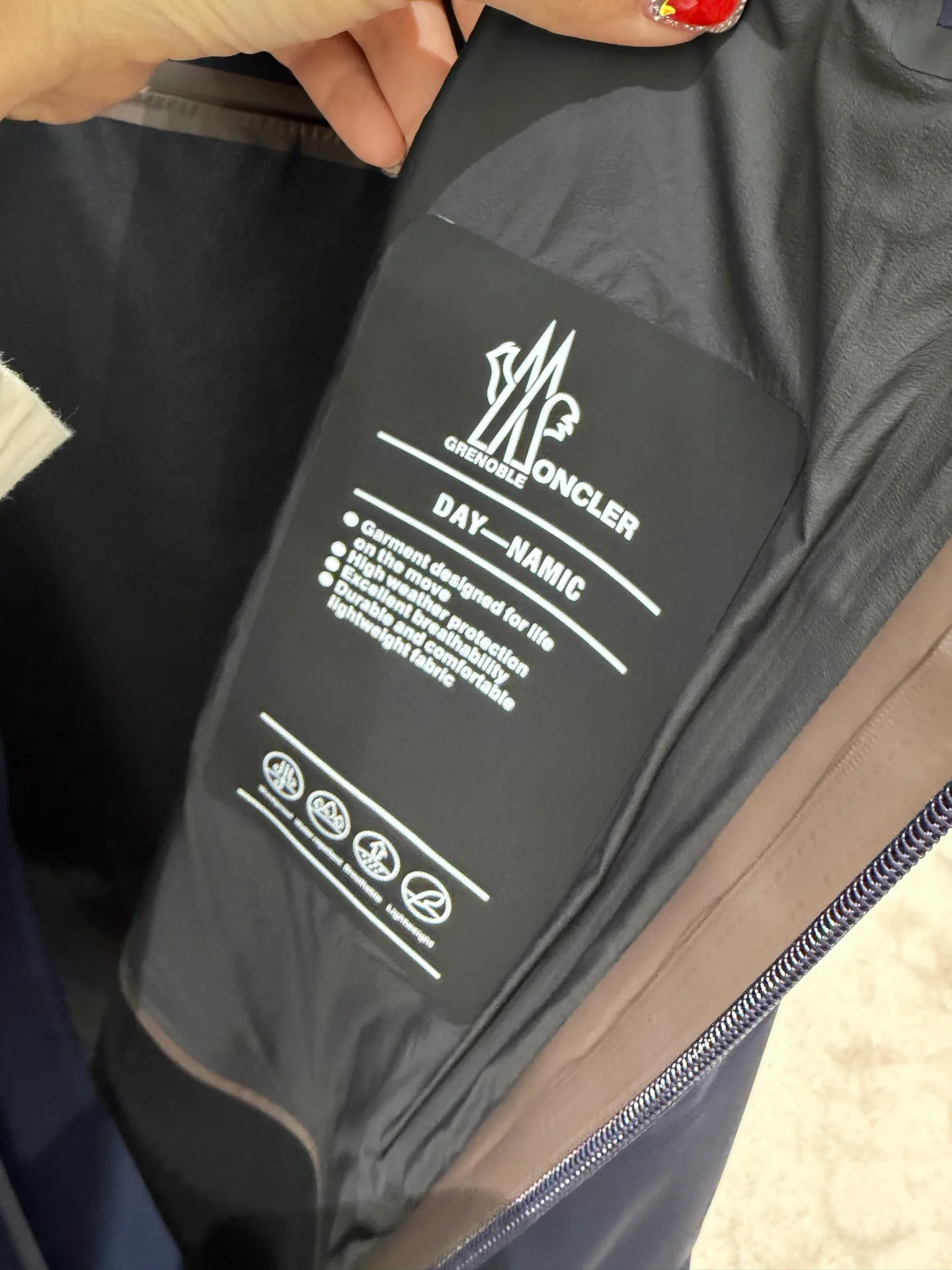 Куртки И Пуховики Женские Moncler 10092741