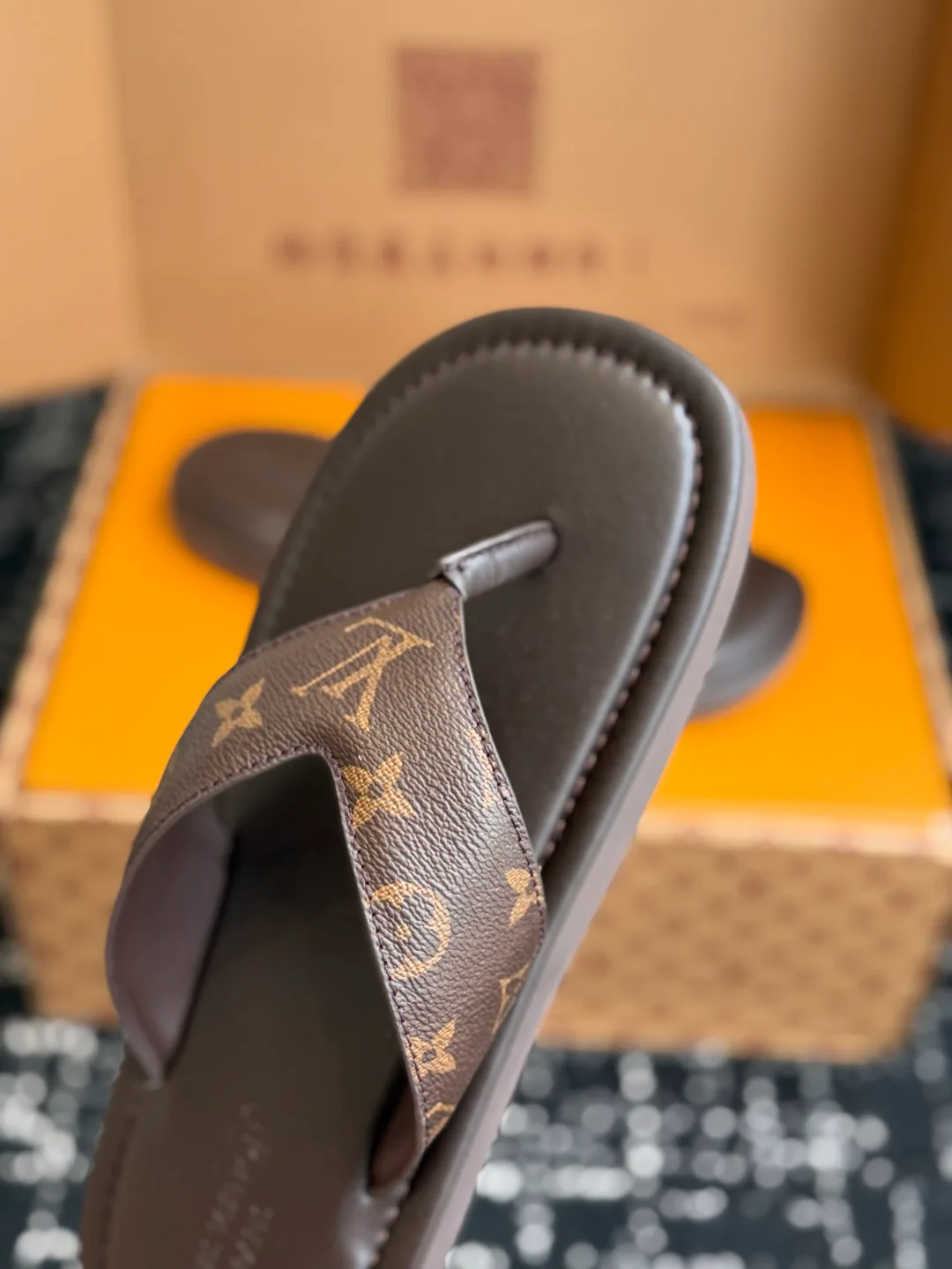Шлепанцы Мужские Louis Vuitton 17615641