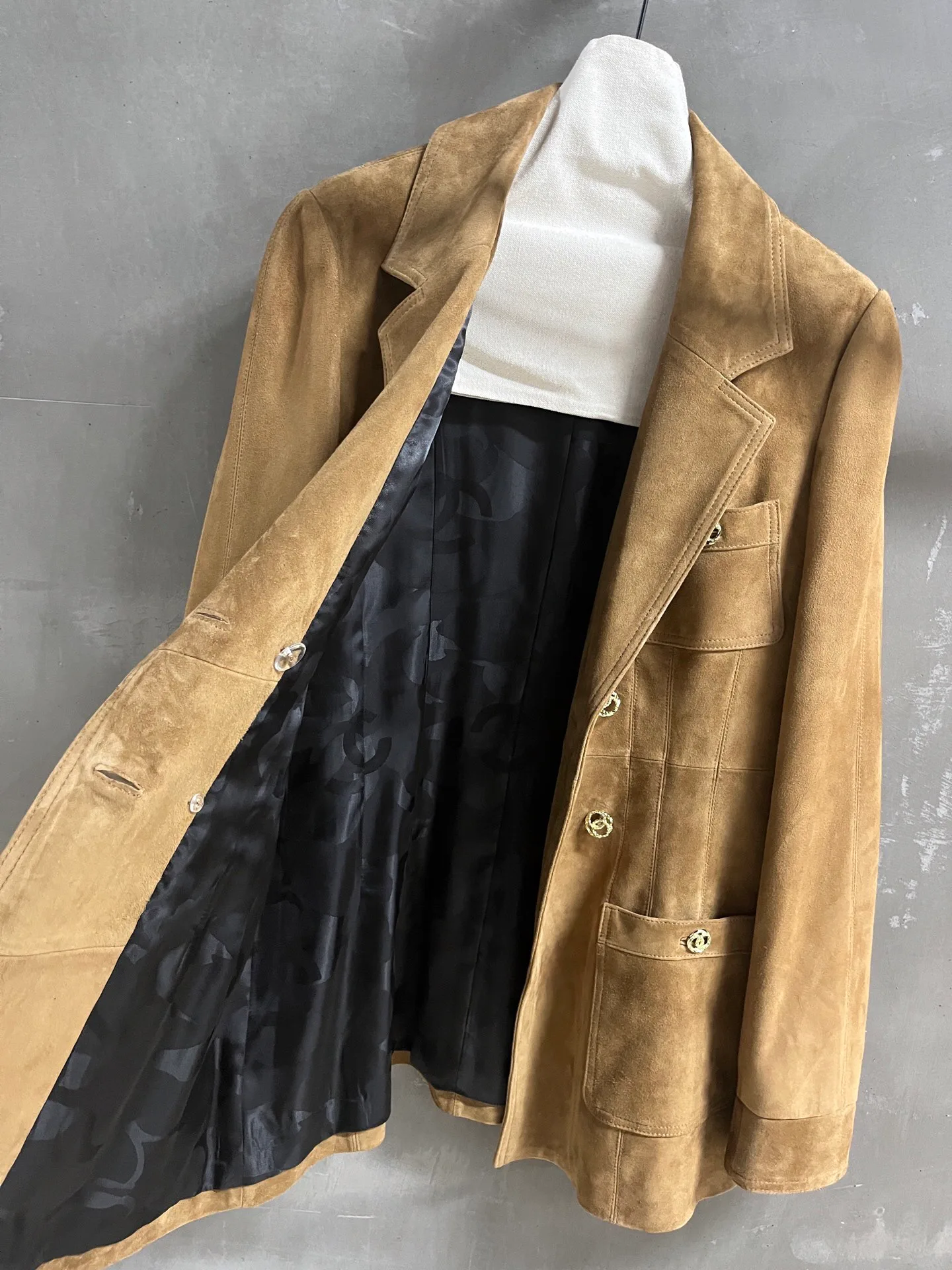 Кожаные Куртки И Дублёнки Женские Chanel 18172746