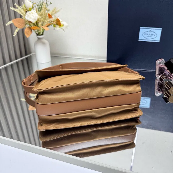 Сумки На Ремне Женские Prada 702843