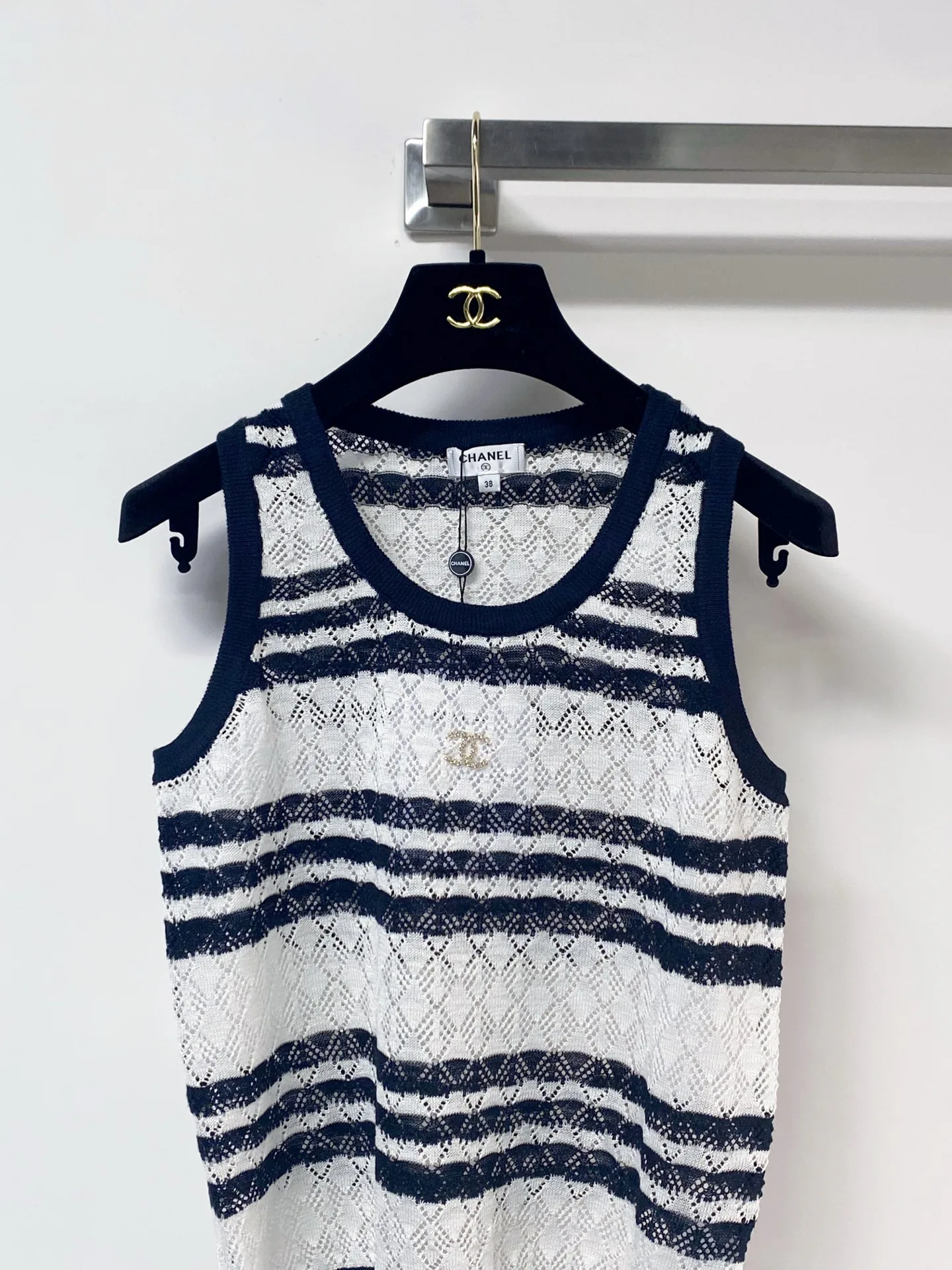 Жилеты Женские Chanel 13557586