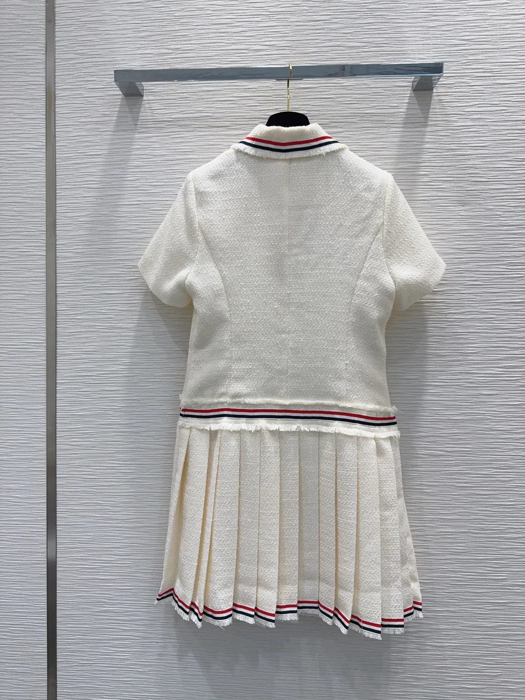 Платья Женские Chanel 18138477