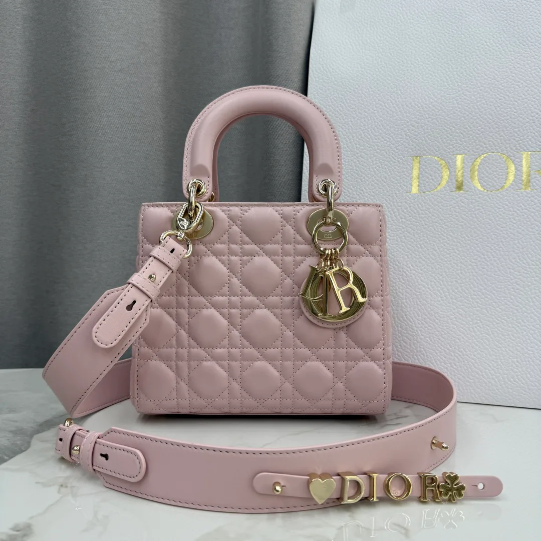 Классические Сумки Женские Christian Dior 11905798