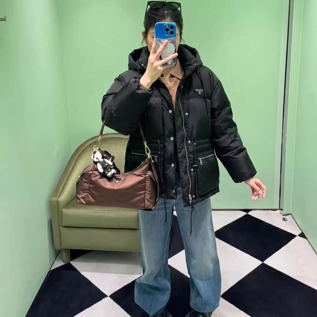 Куртки И Пуховики Женские Prada 18348170