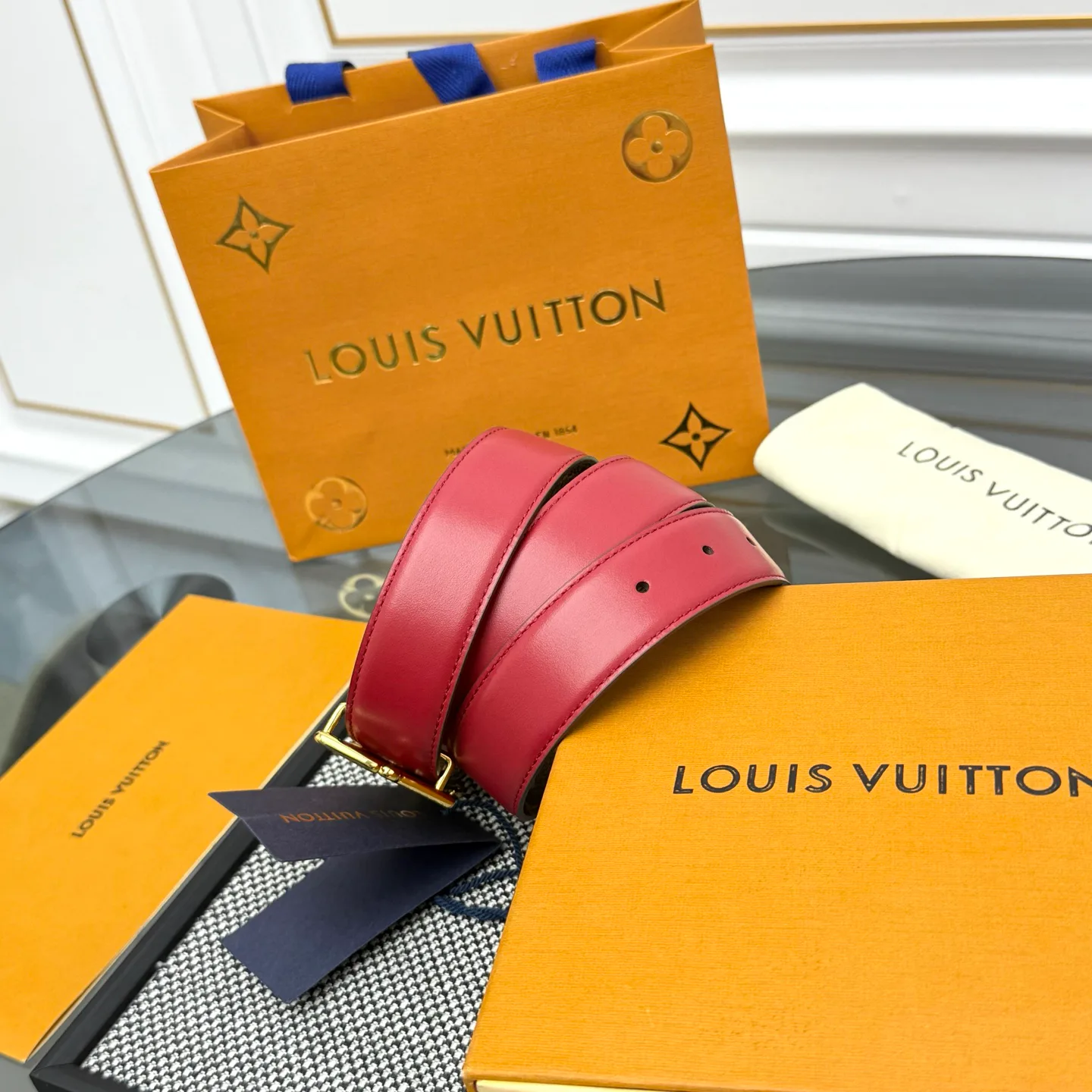 Ремни Louis Vuitton 270490
