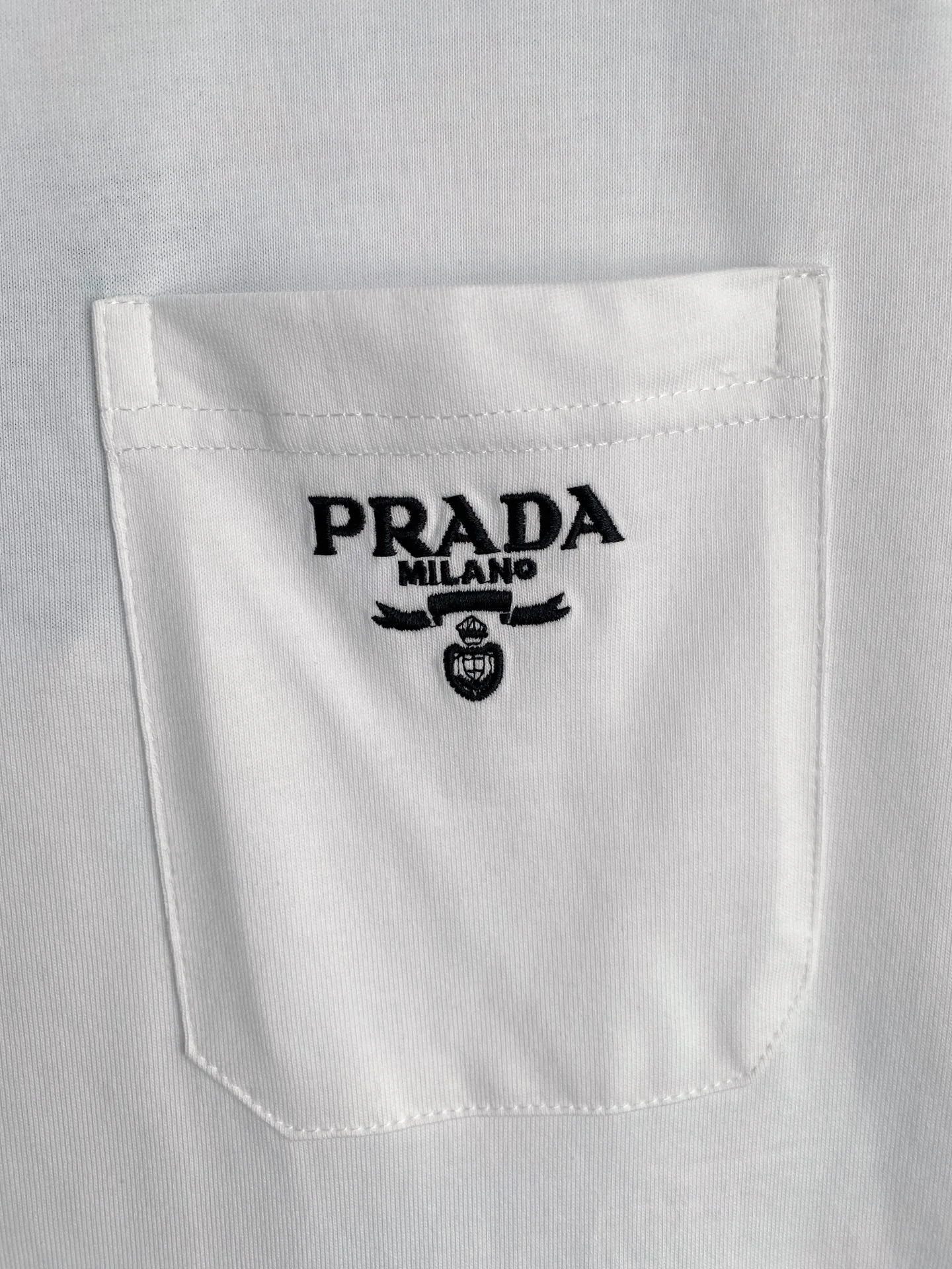 Футболки Мужские Prada 9891377