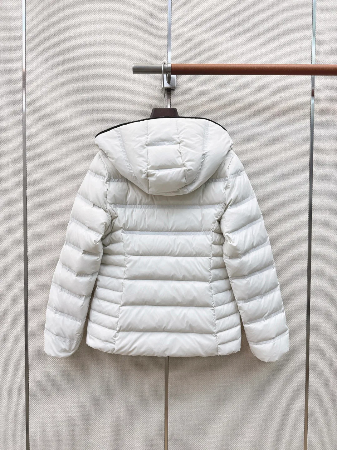 Куртки И Пуховики Женские Moncler 18450472