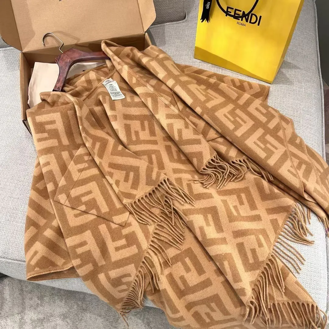 Шарфы Fendi 1669545