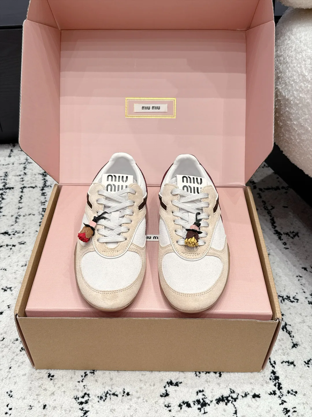 Кроссовки Женские Miu Miu 18505449