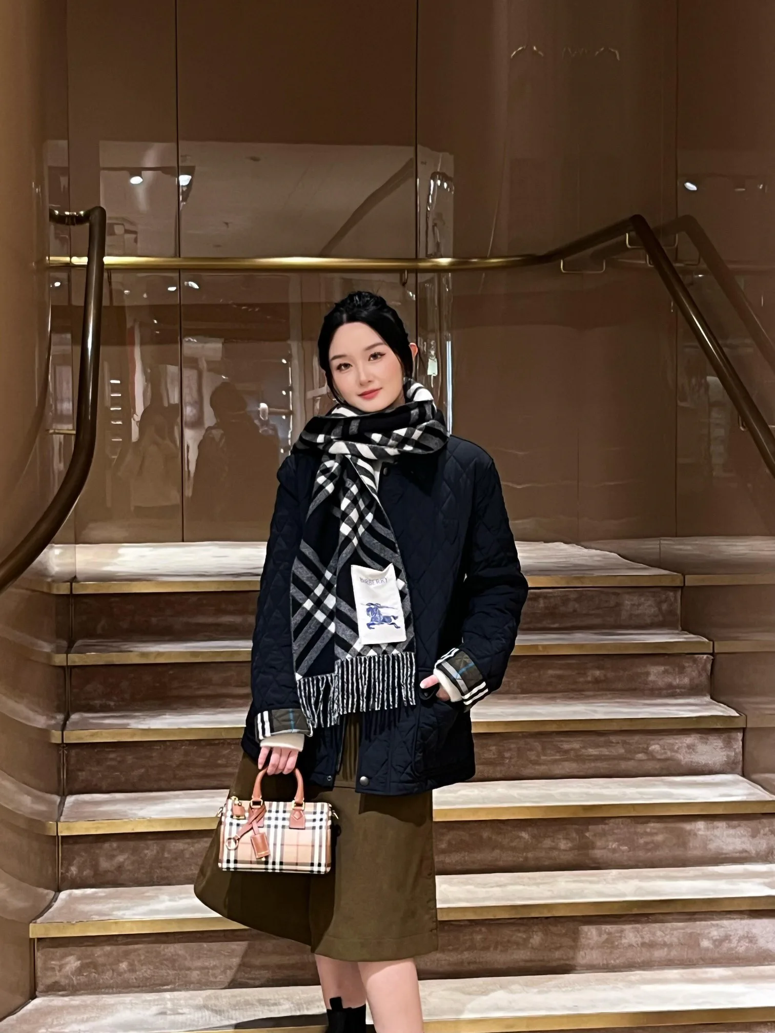 Шарфы Burberry 3801