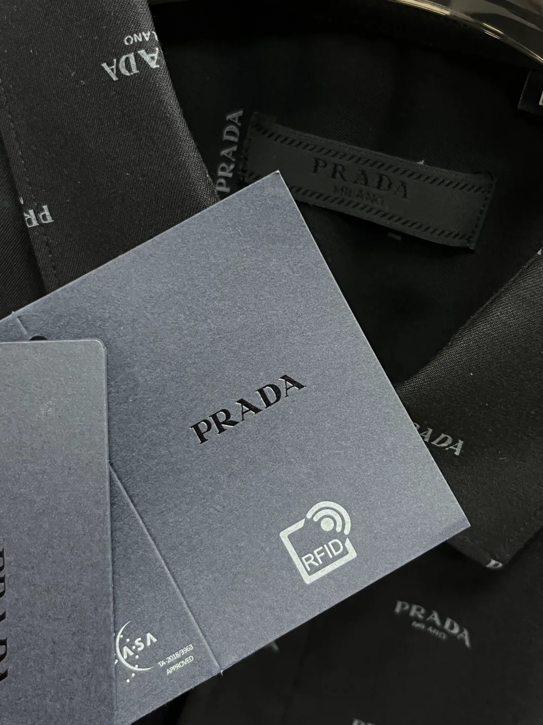 Рубашки Мужские Prada 787086