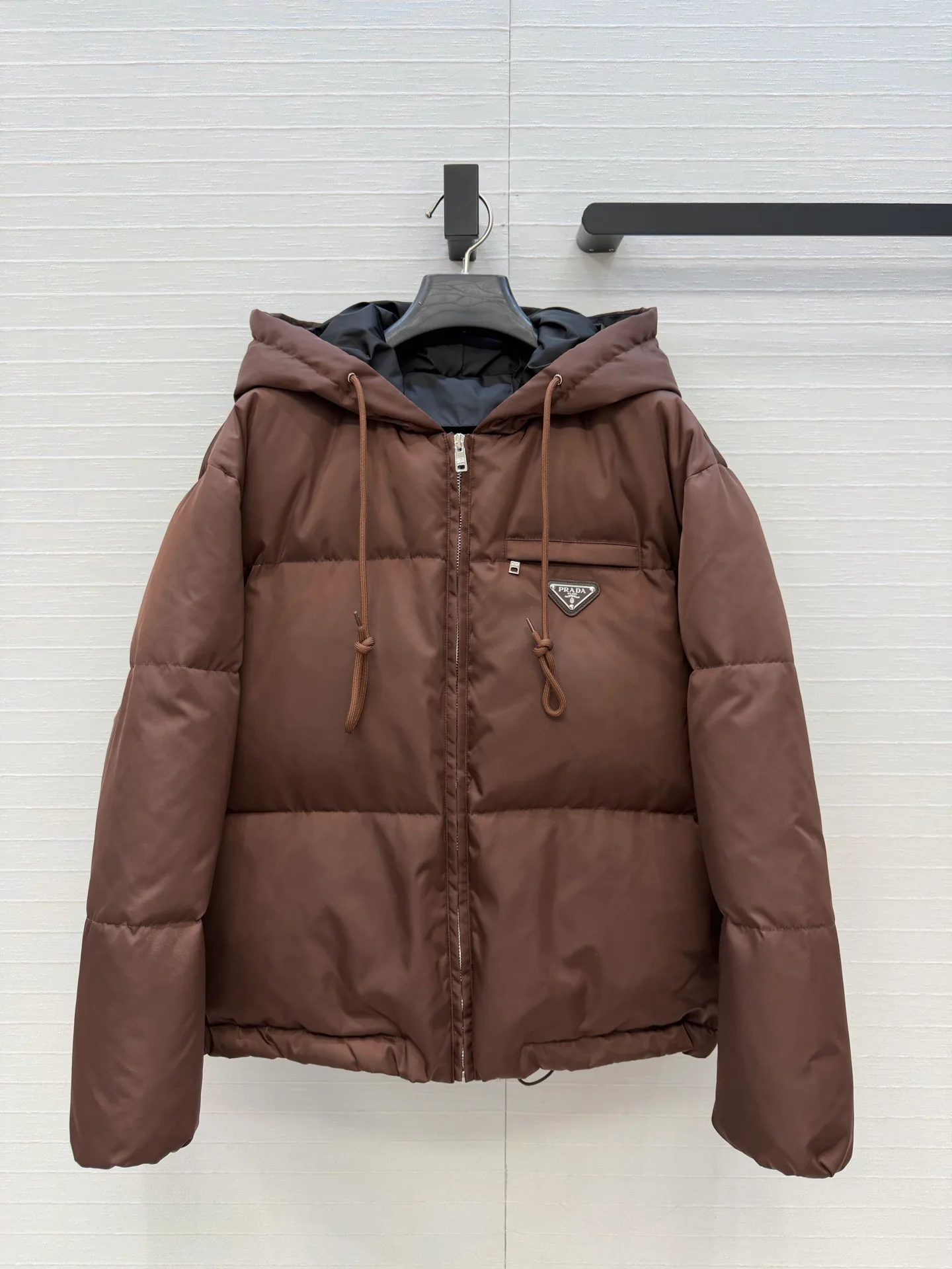 Куртки И Пуховики Женские Prada 19332009