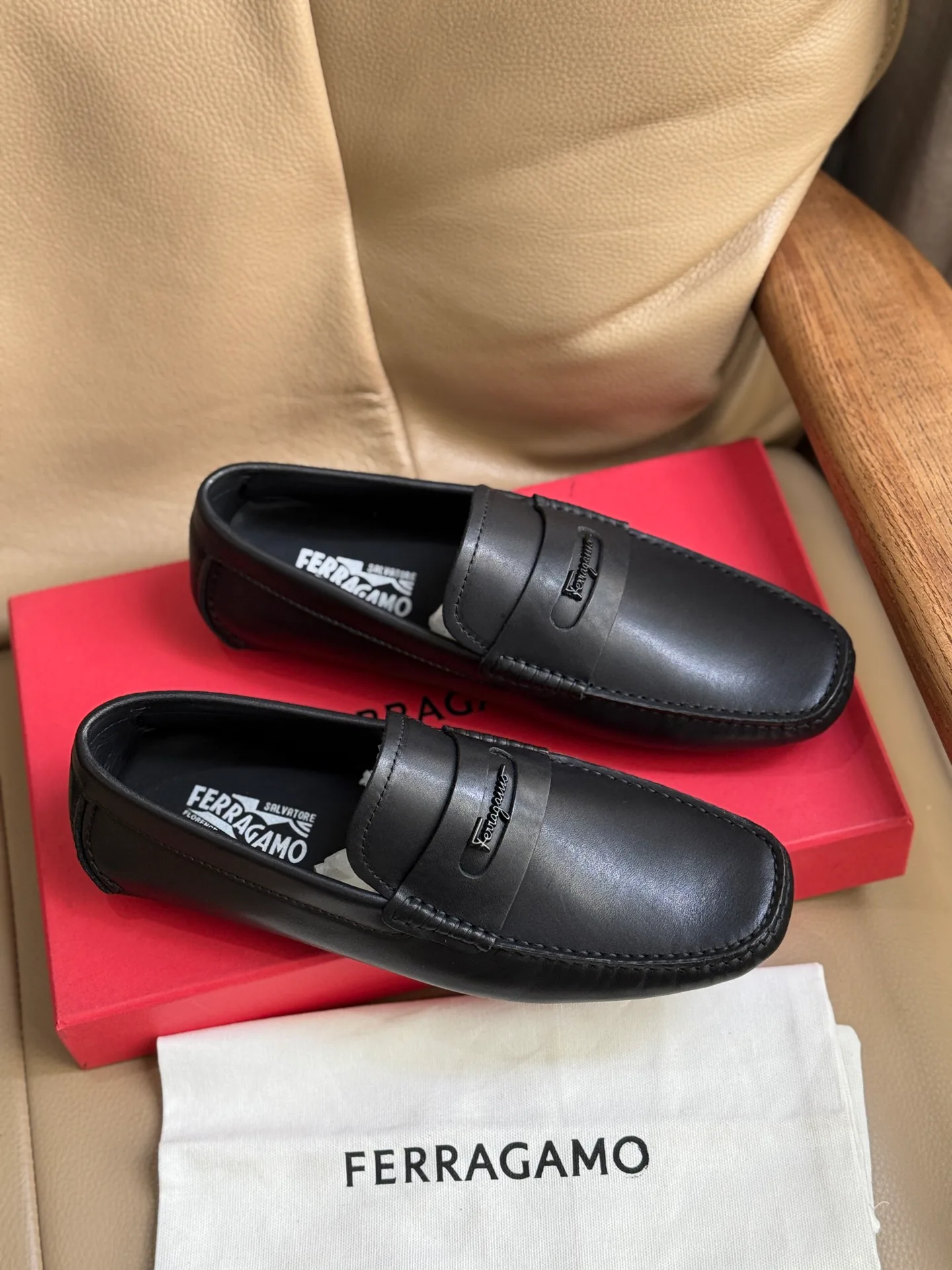 Лоферы И Туфли Мужские Salvatore Ferragamo 18117118