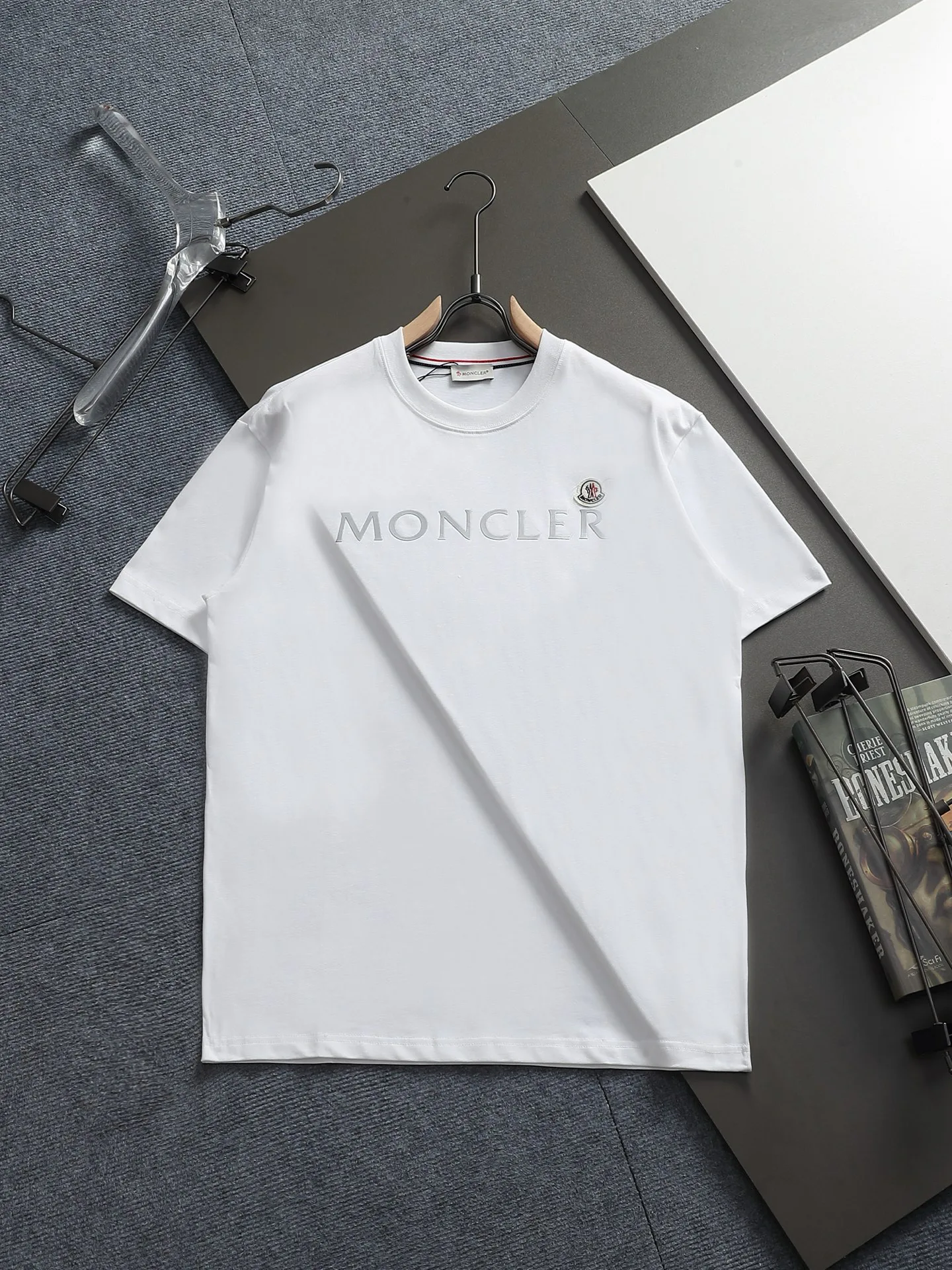 Футболки Женские Moncler 1617497