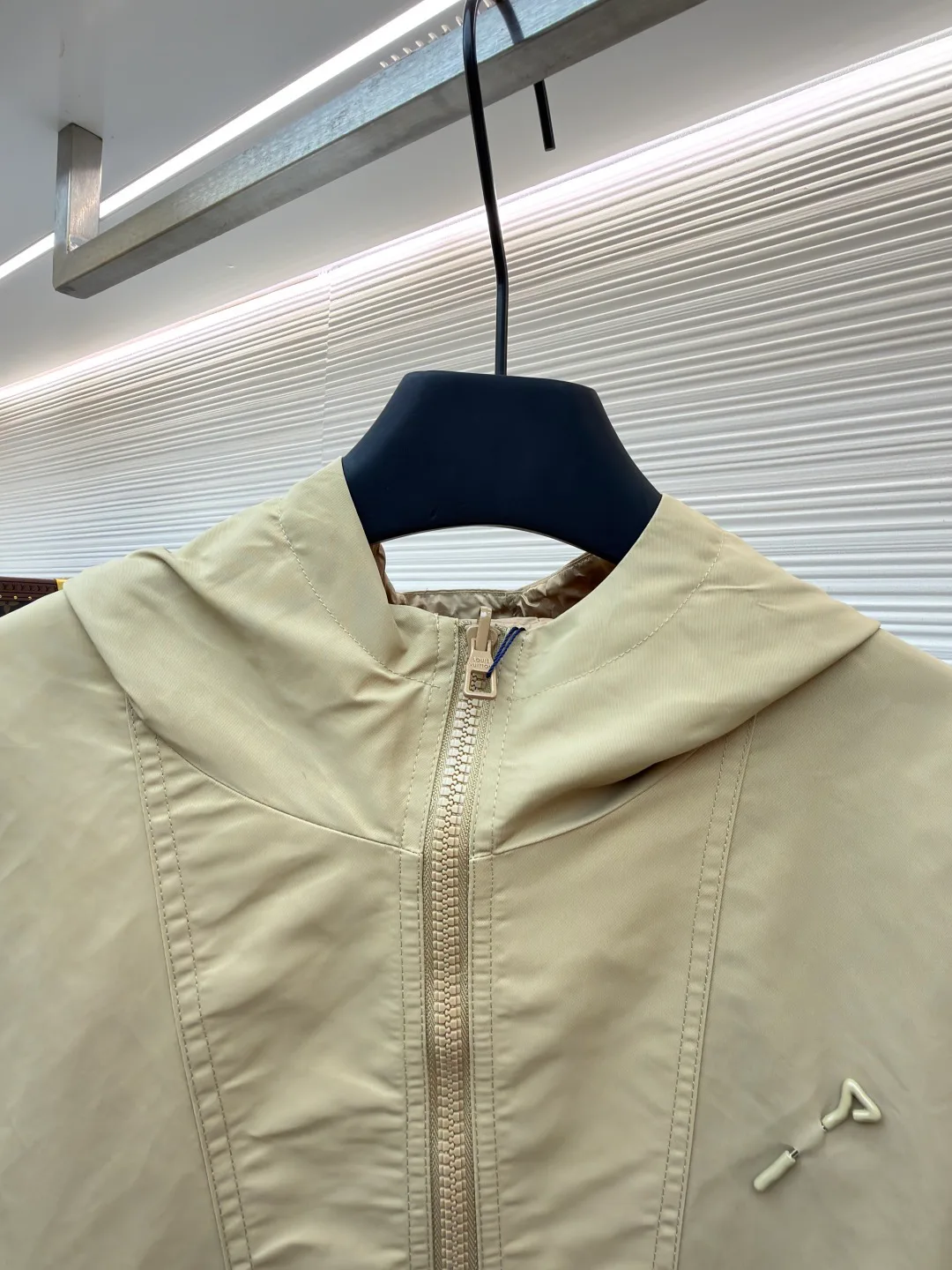 Куртки И Пуховики Мужские Louis Vuitton 9693477