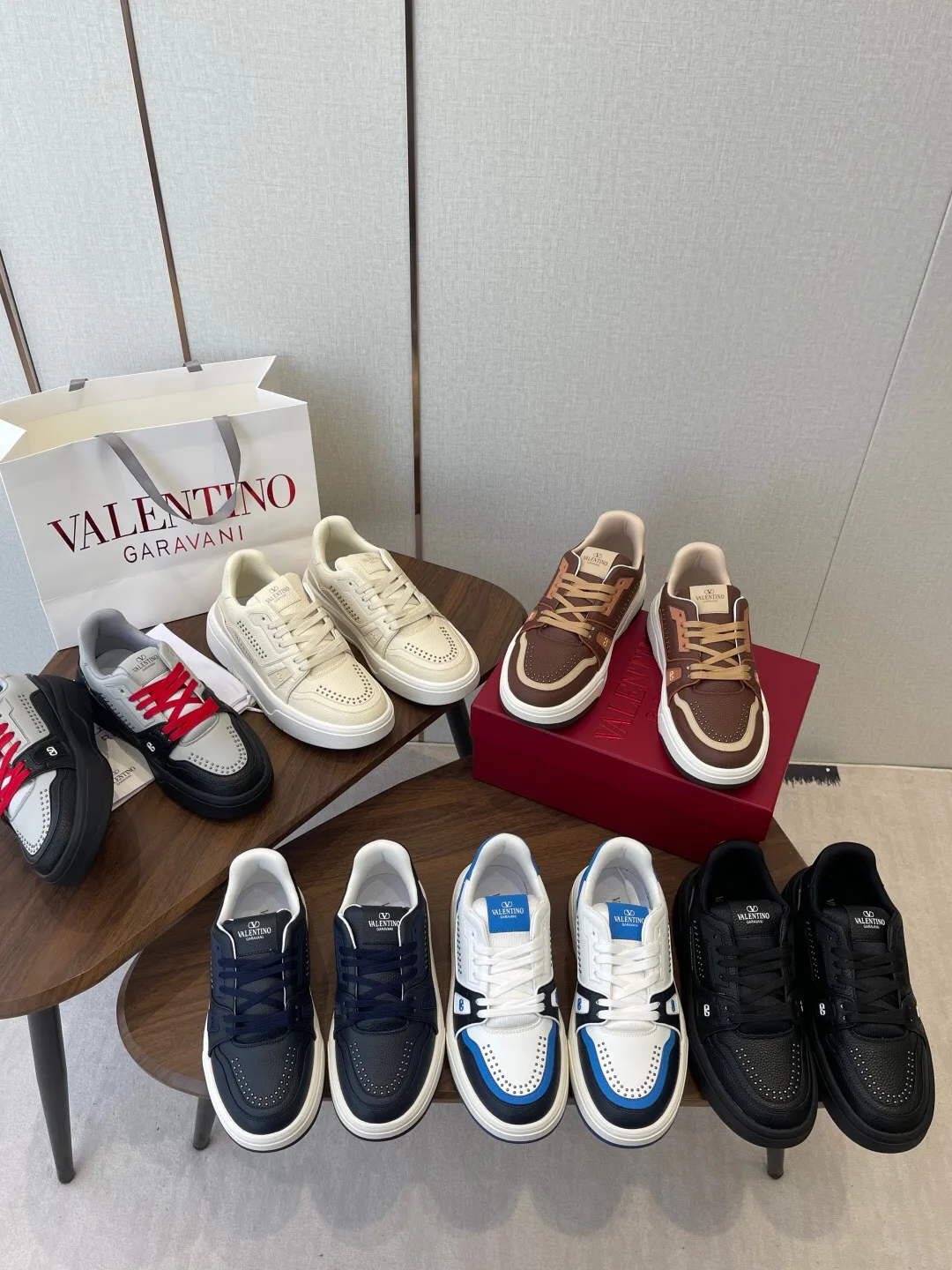 Кроссовки Женские Valentino 11446620