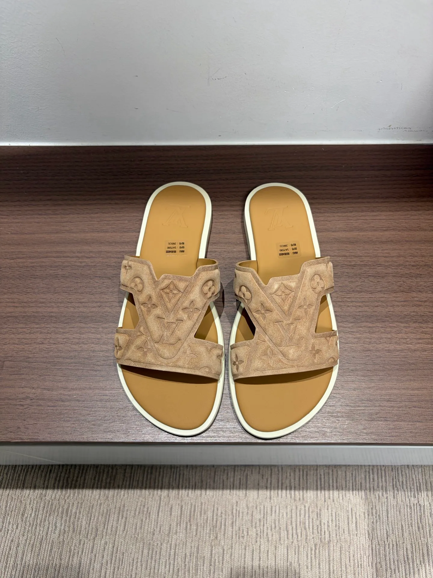 Шлепанцы Мужские Louis Vuitton 12826626