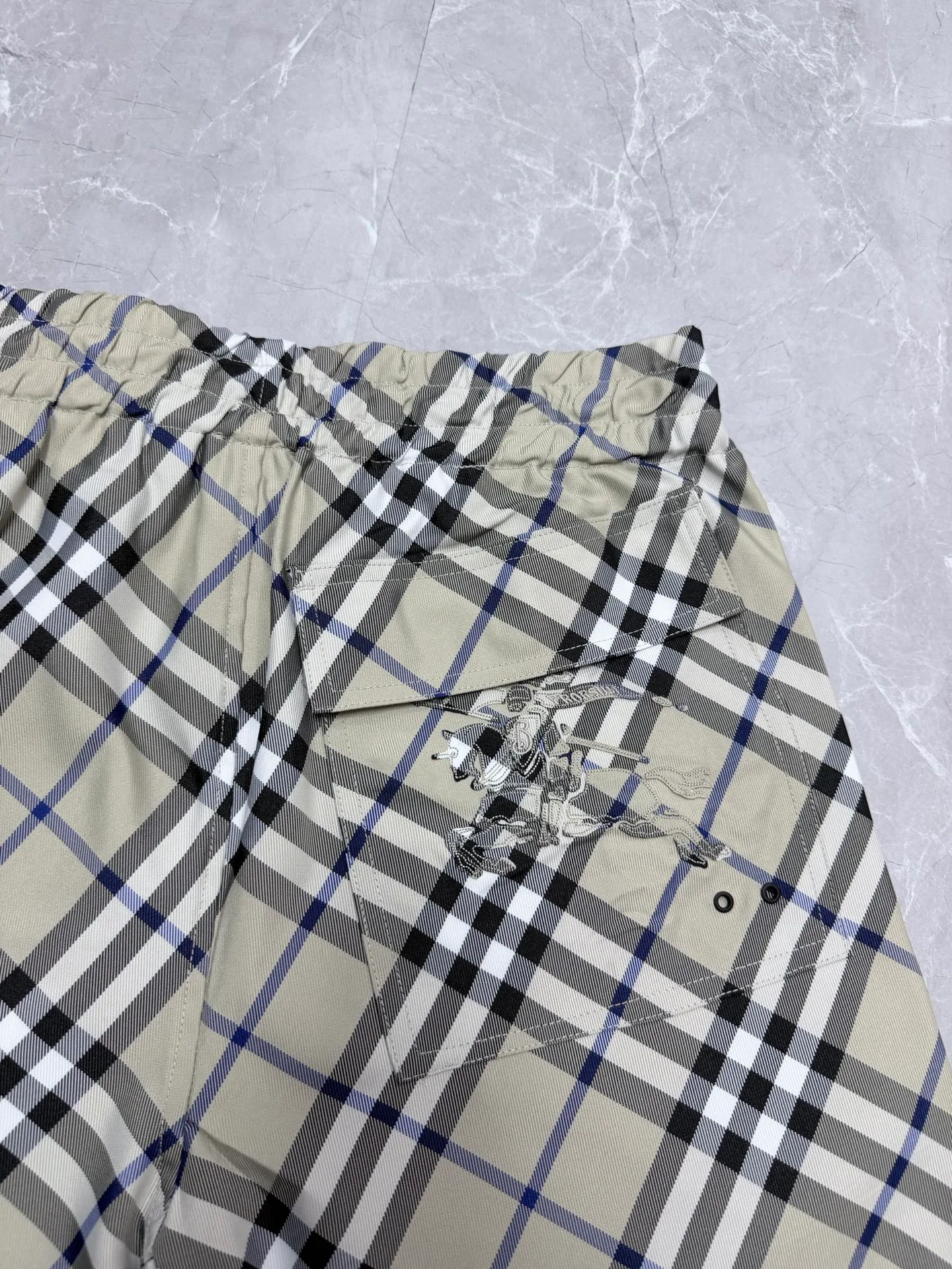 Шорты Мужские Burberry 13554833