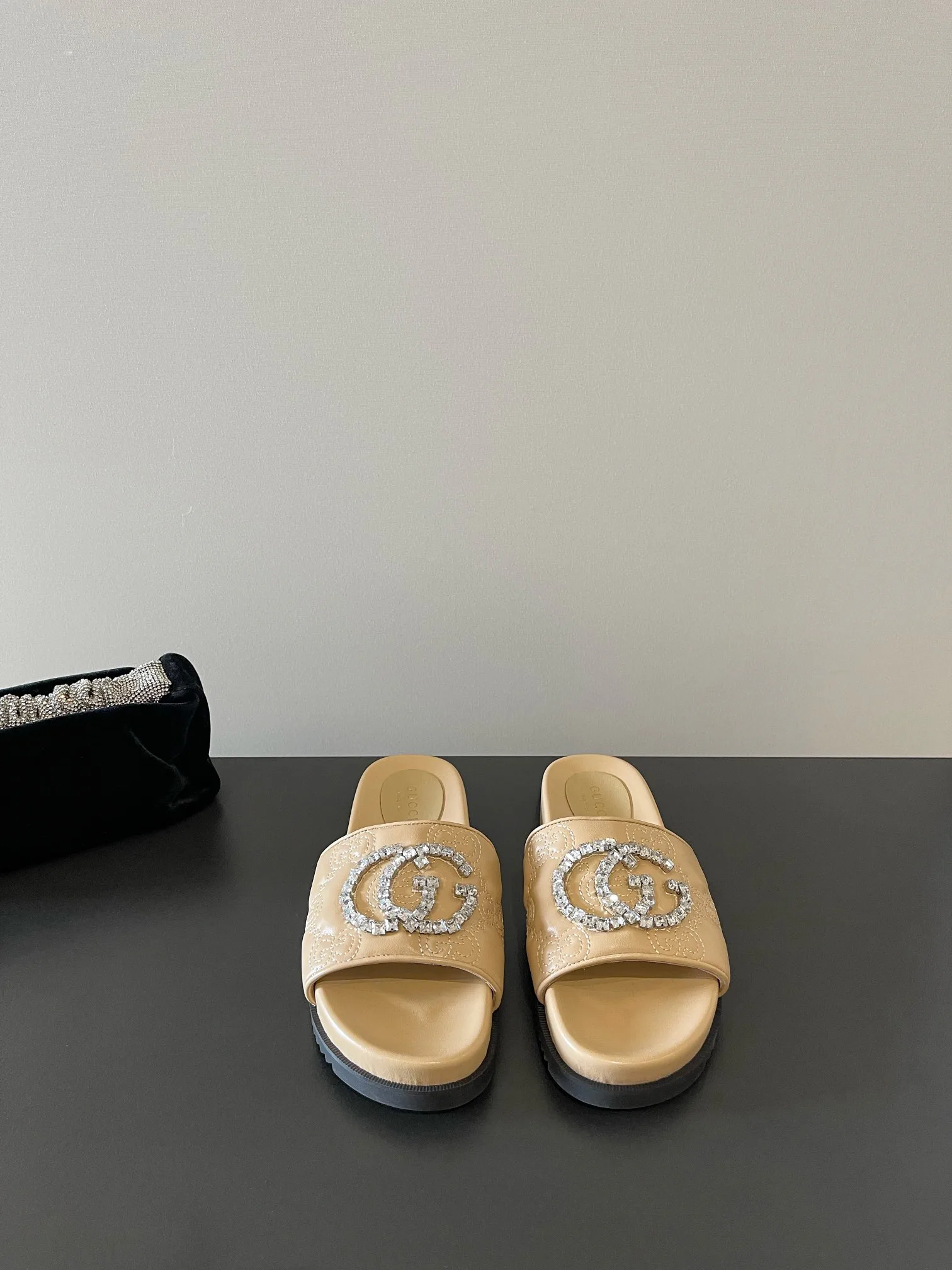 Шлепанцы Женские Gucci 30081