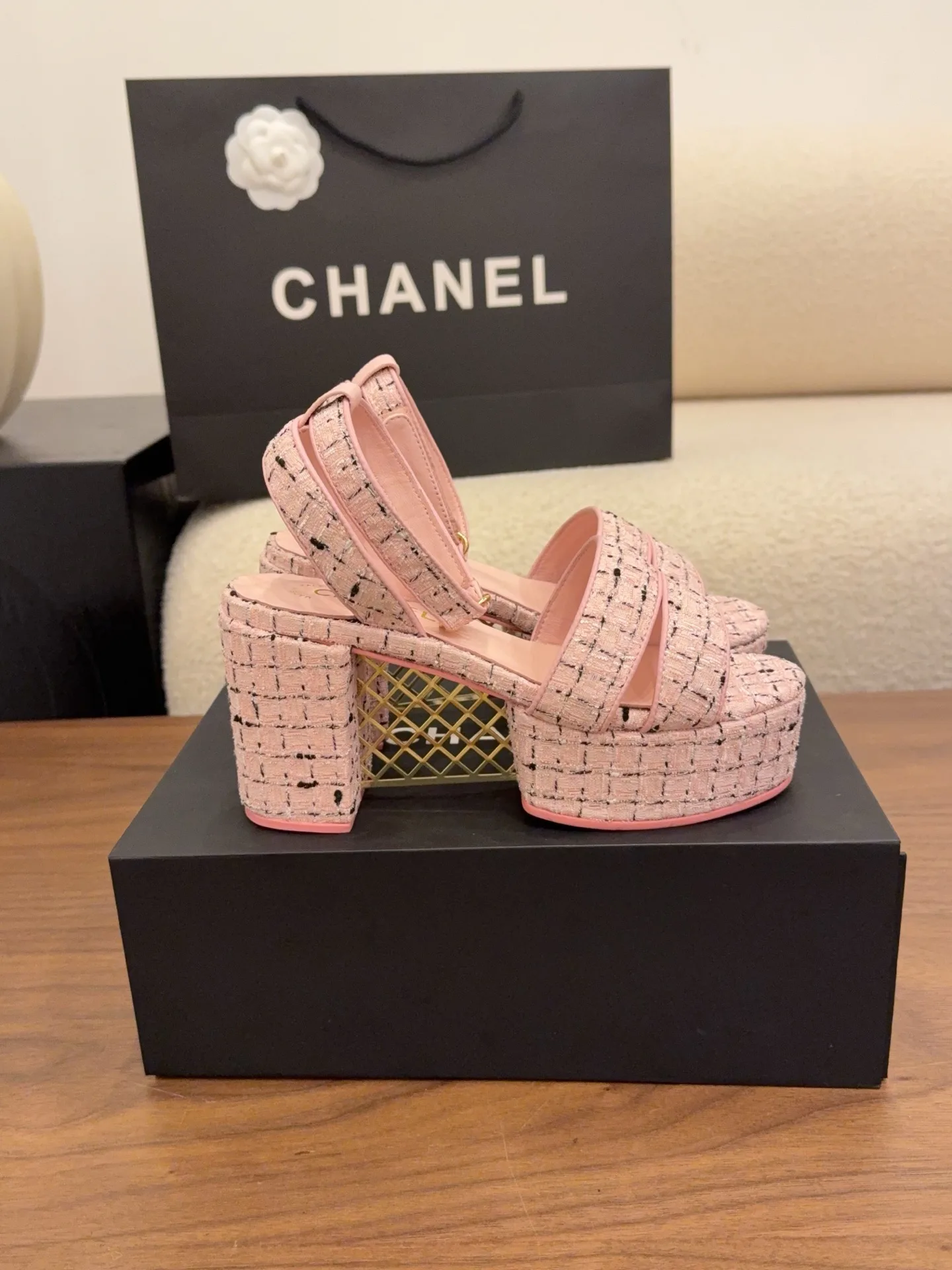 Босоножки Женские Chanel 10807688