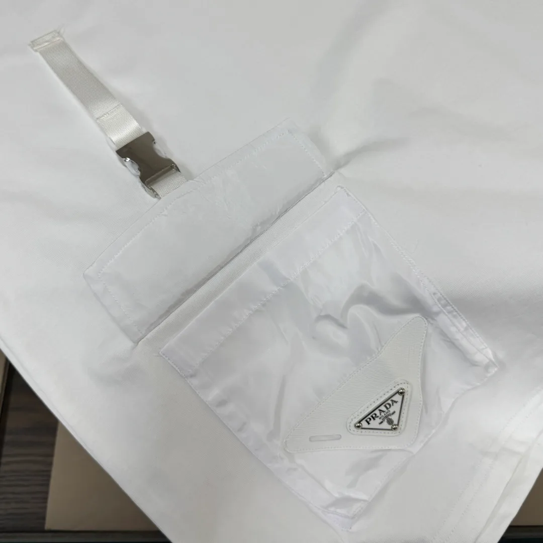 Футболки Женские Prada 10692115