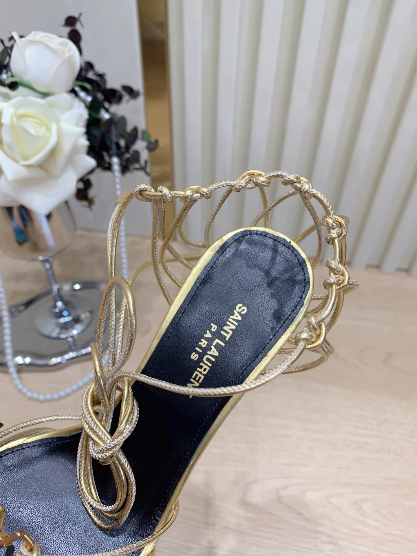 Босоножки Женские Saint Laurent 4511896