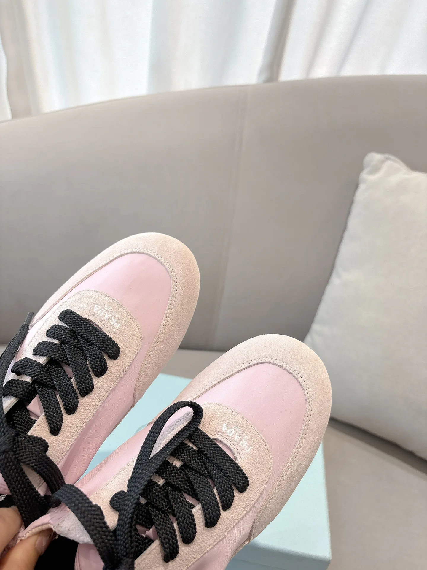 Кроссовки Женские Prada 6720