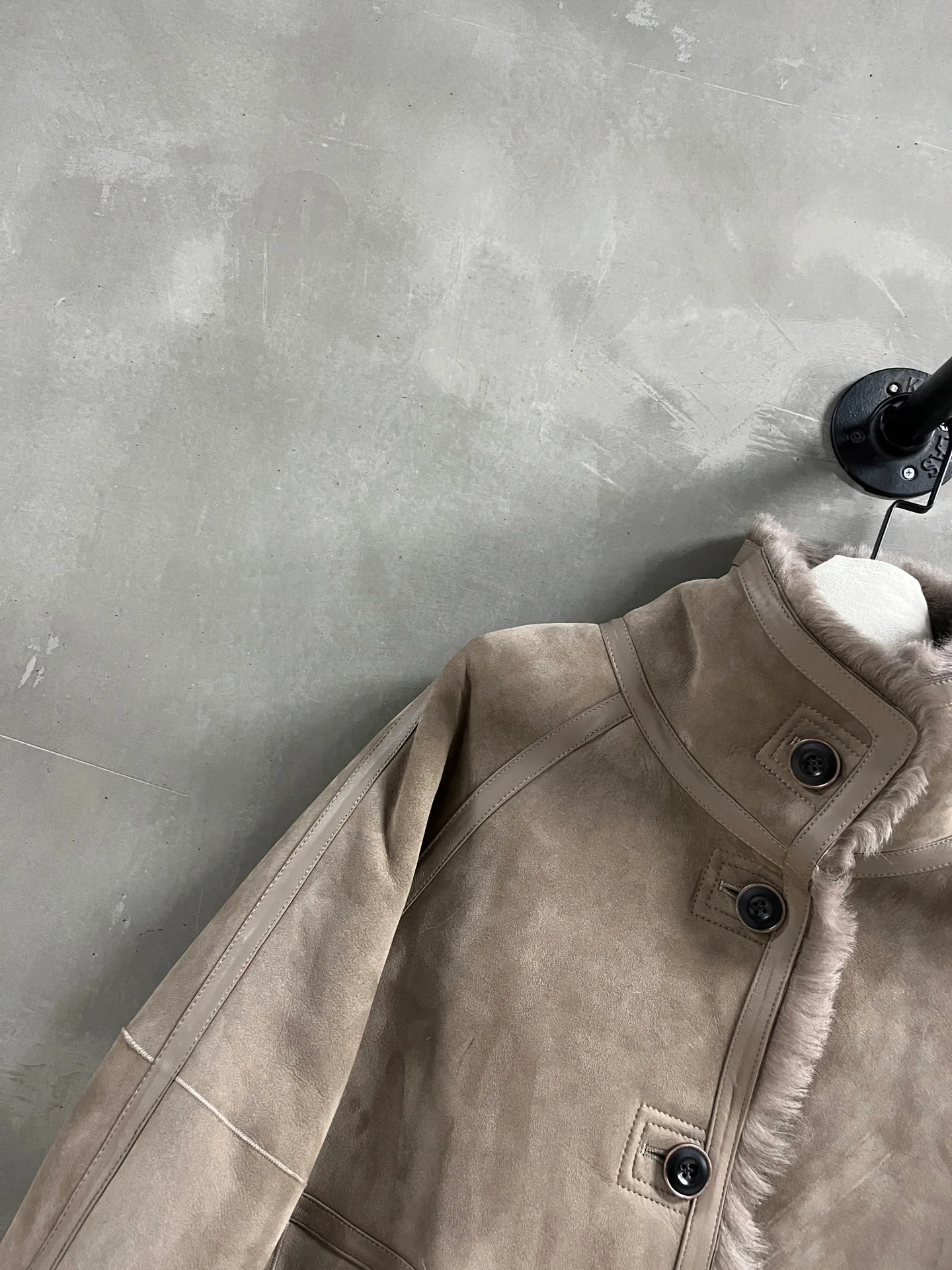 Кожаные Куртки И Дублёнки Женские Balenciaga 784910