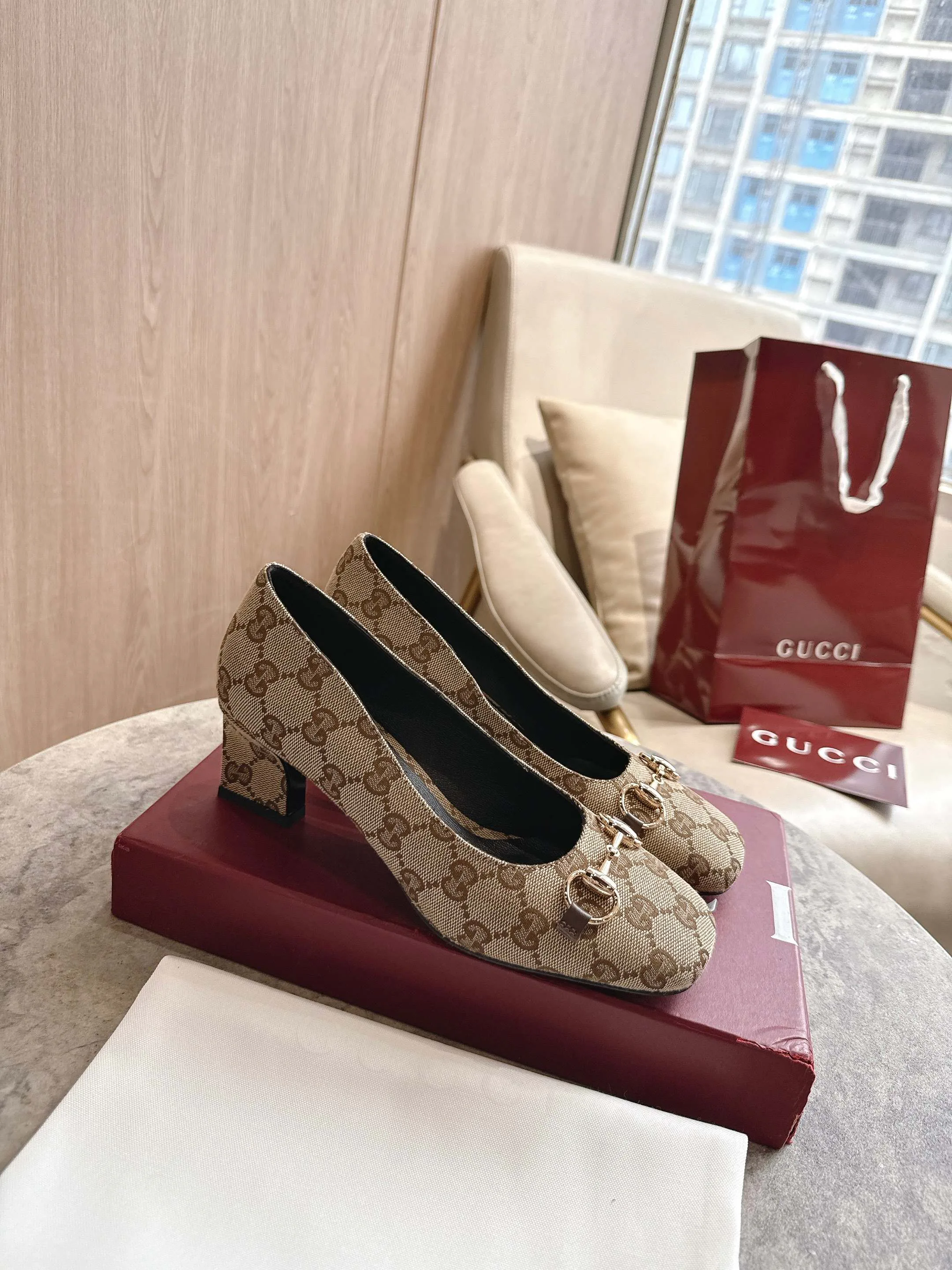 Туфли Женские Gucci 11953592