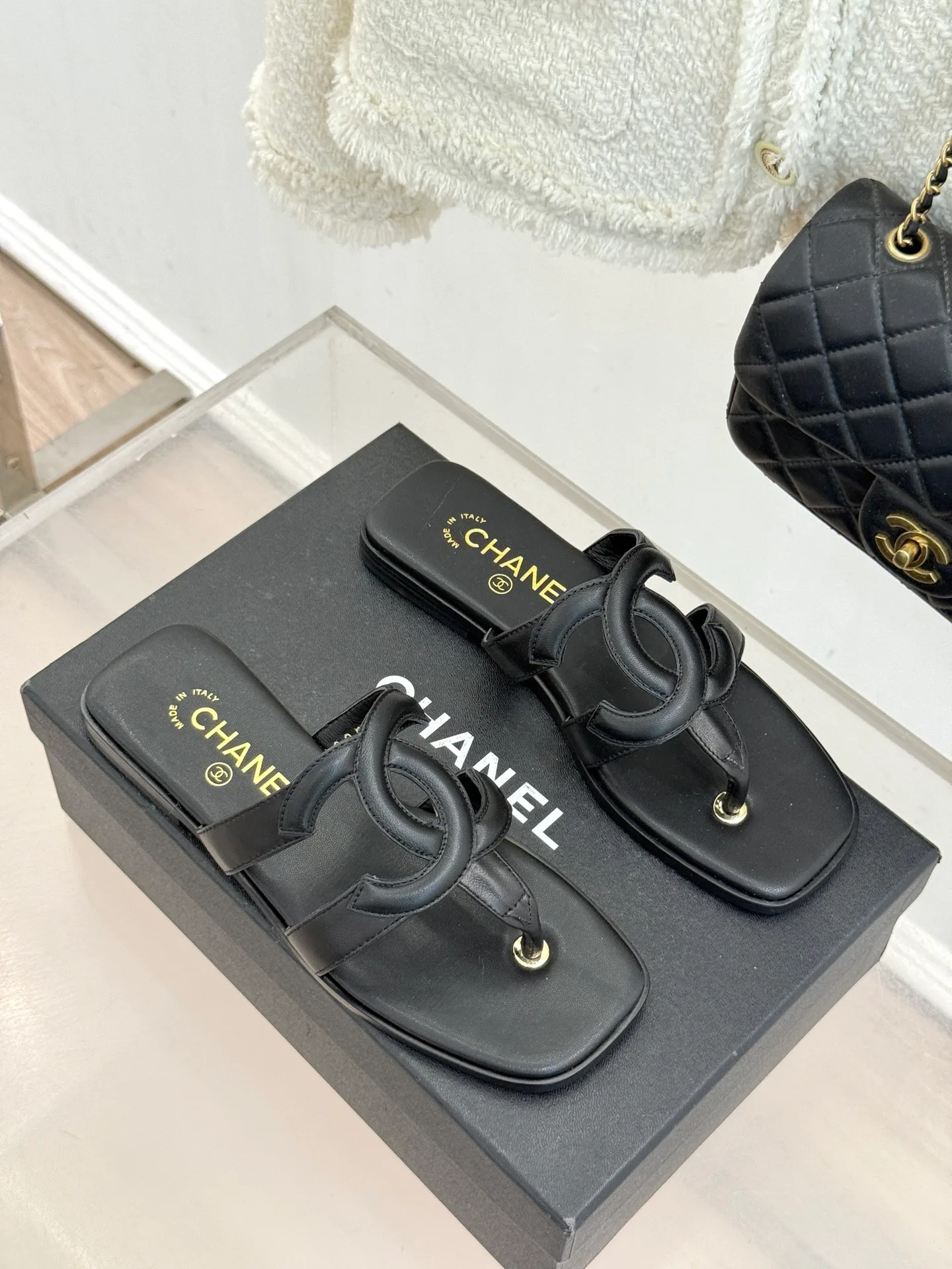 Шлепанцы Женские Chanel 11485808