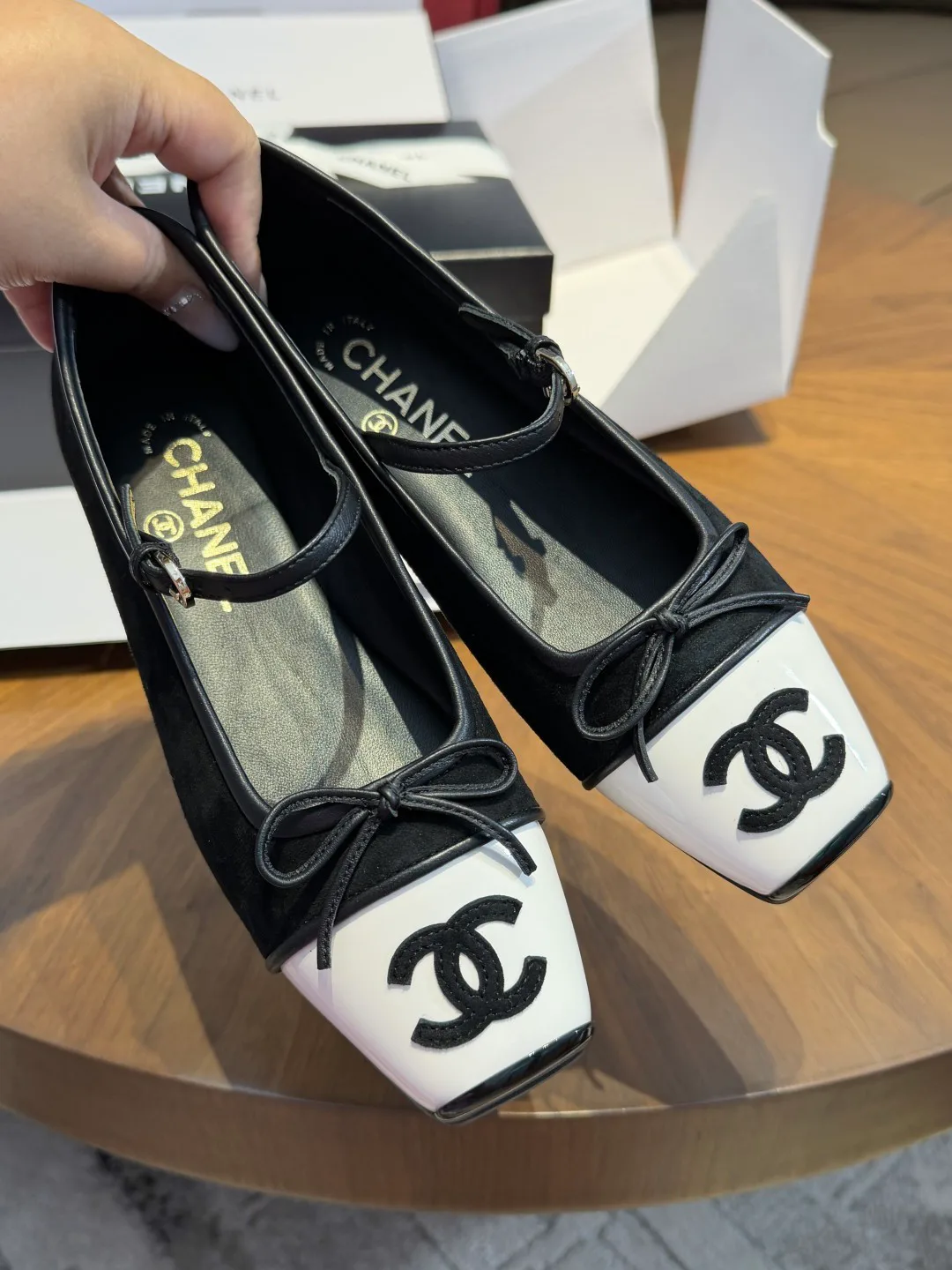 Туфли Женские Chanel 19306951