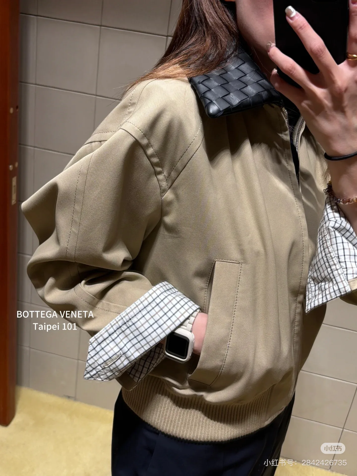 Куртки И Пуховики Женские Bottega Veneta 18501593