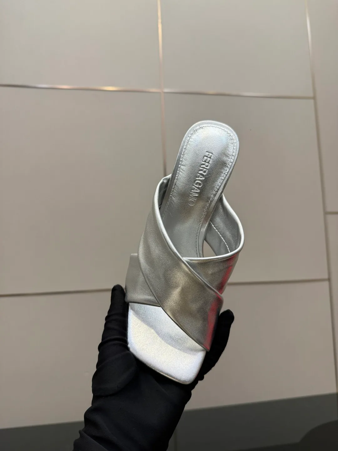 Босоножки Женские Salvatore Ferragamo 1498831