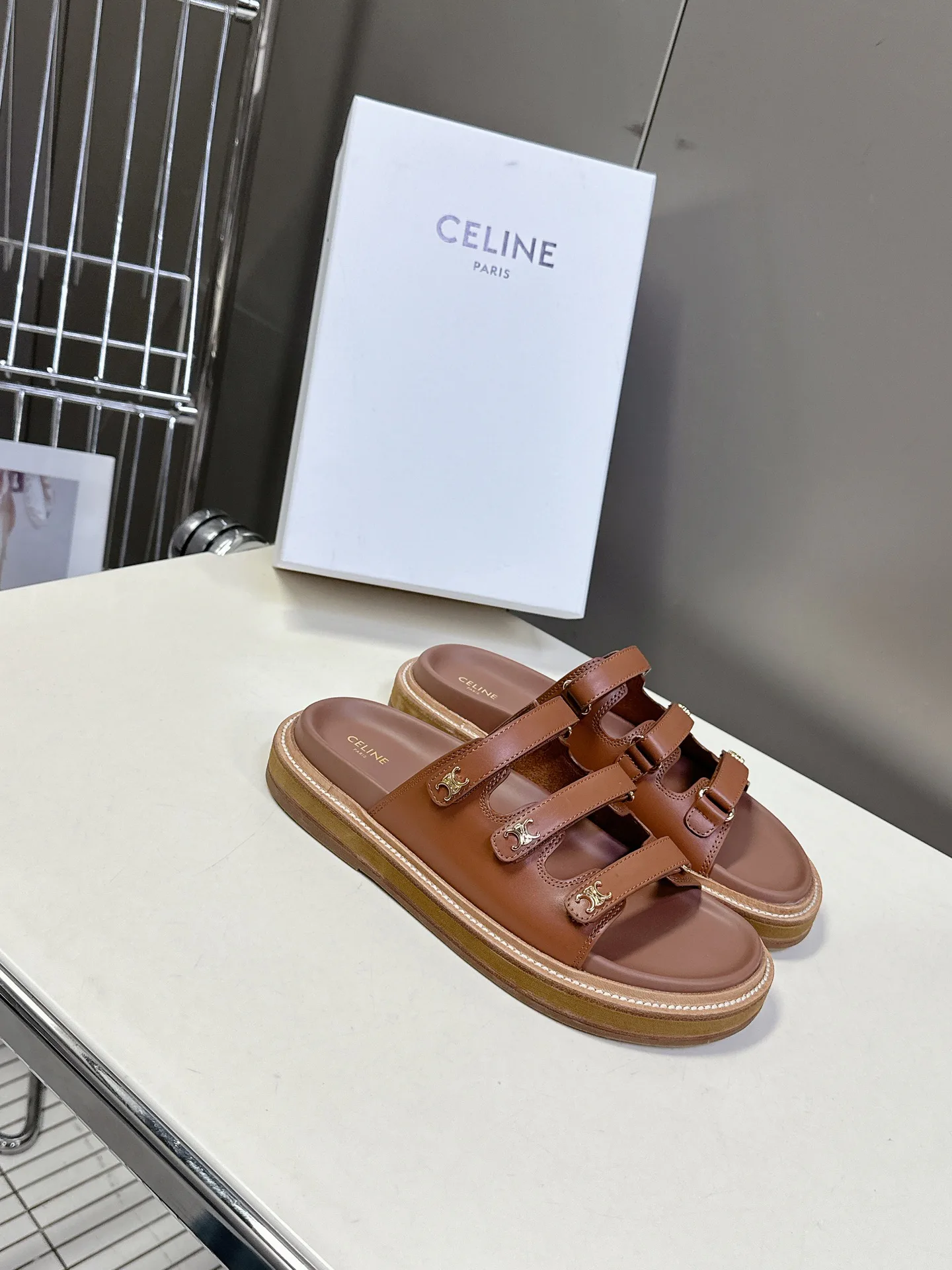 Сандалии Женские Celine 13581729