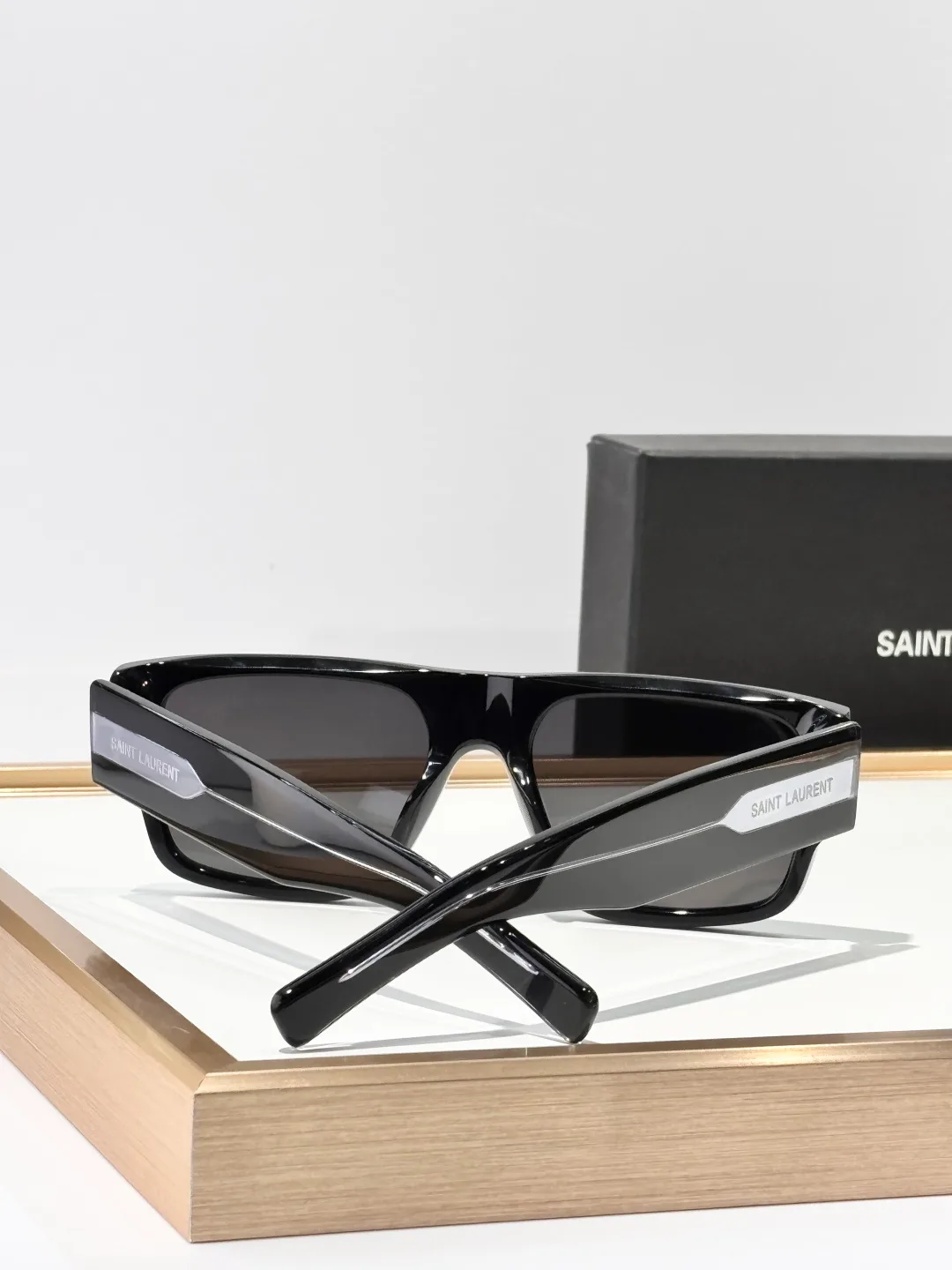 Очки Saint Laurent 12564404