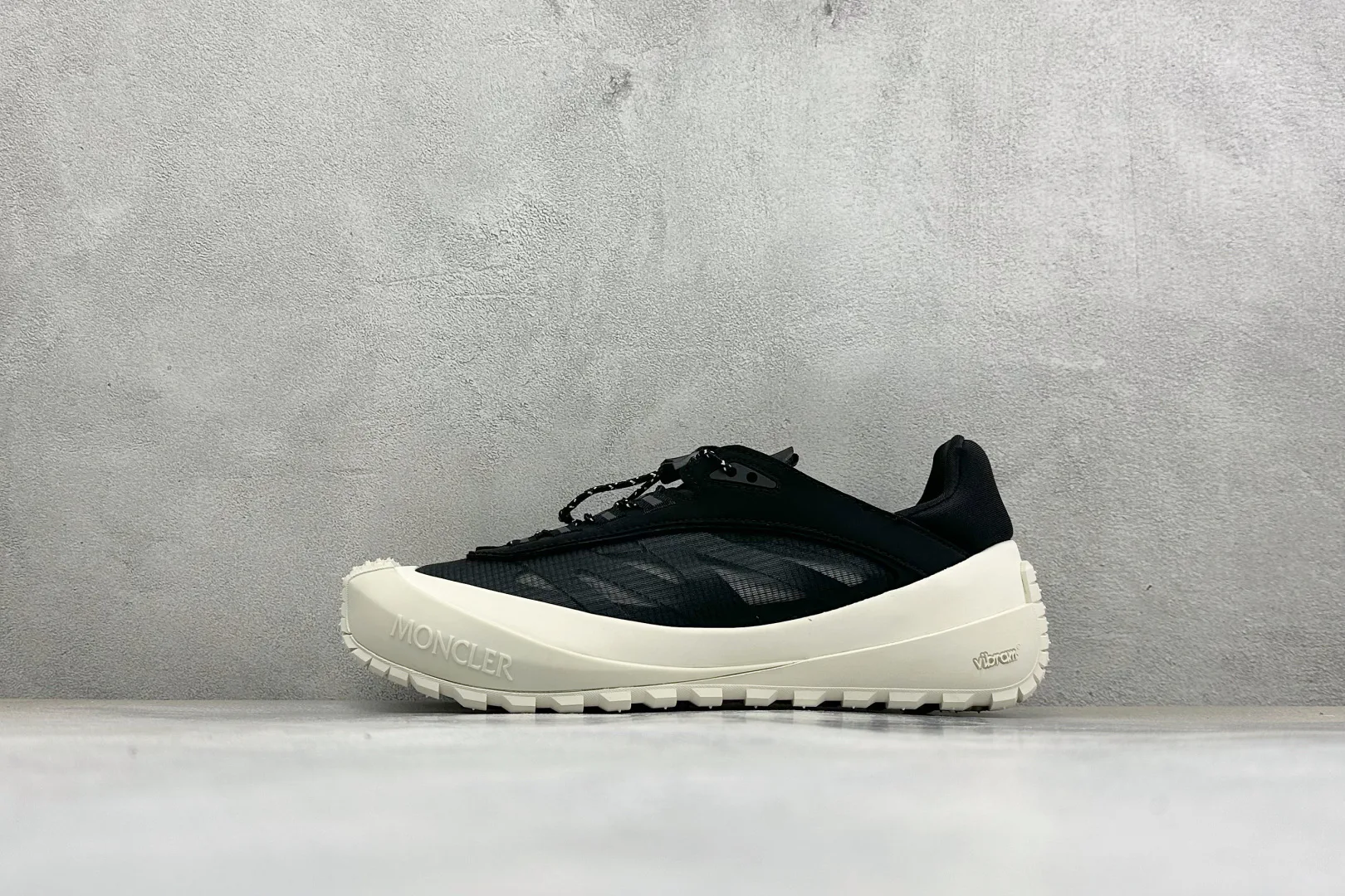 Кроссовки Мужские Moncler 18181985