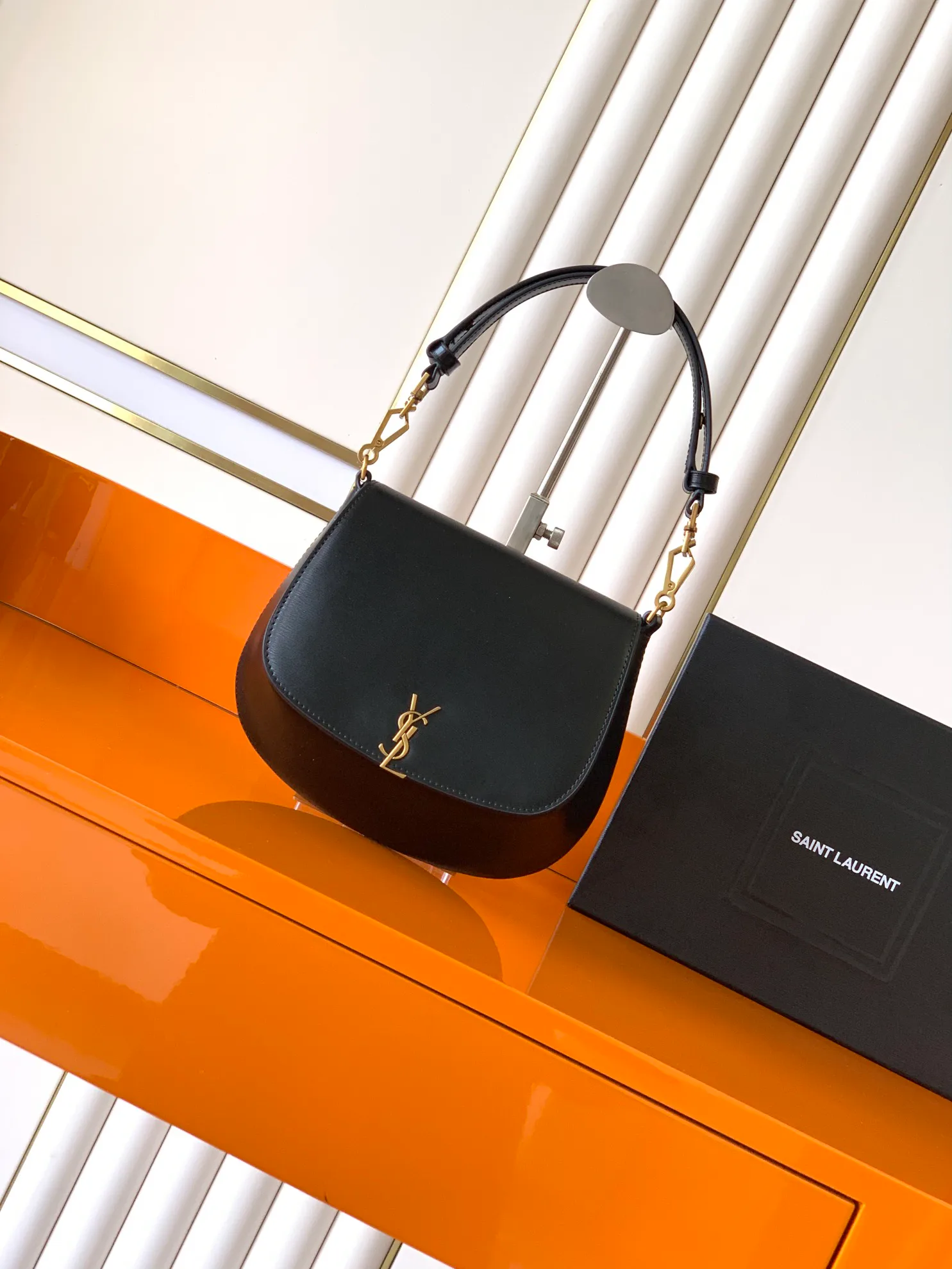 Сумки На Ремне Женские Saint Laurent 11309784