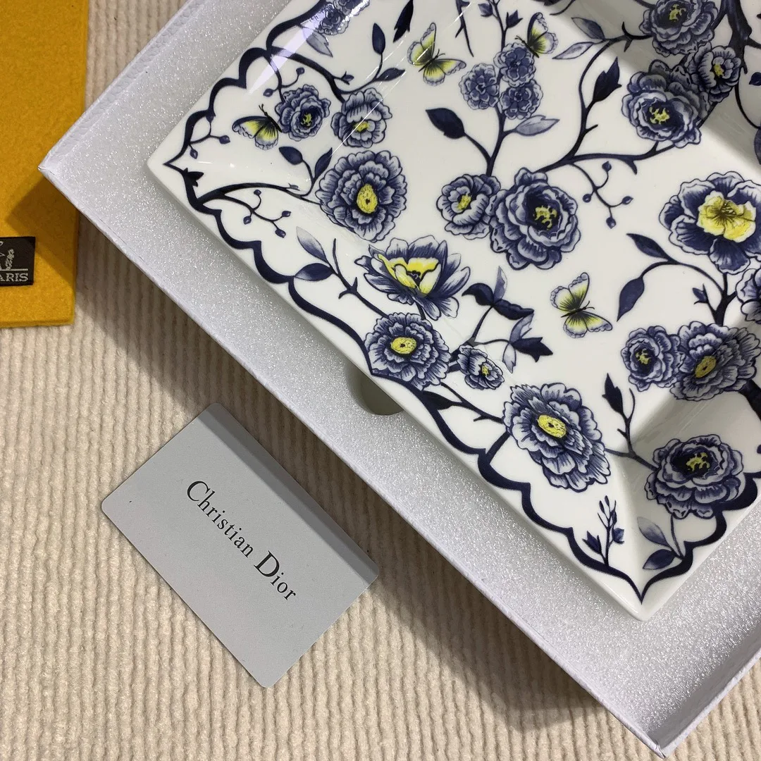 Посуда Christian Dior 5049699