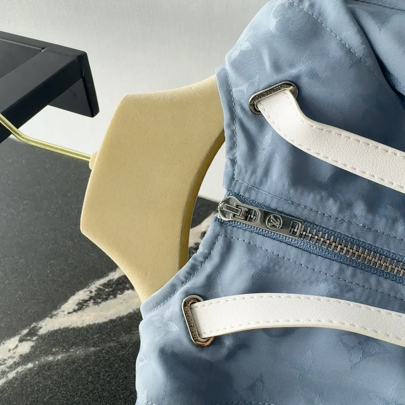 Куртки И Пуховики Женские Loewe 18142