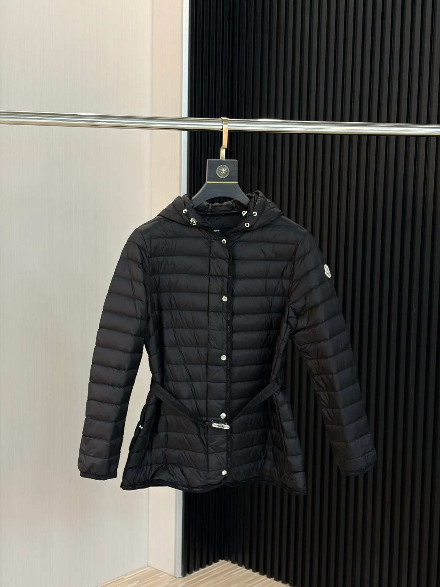 Куртки И Пуховики Женские Moncler 18600054