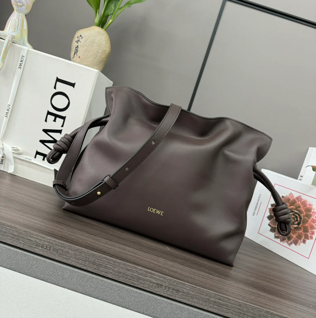 Классические Сумки Женские Loewe 13401787