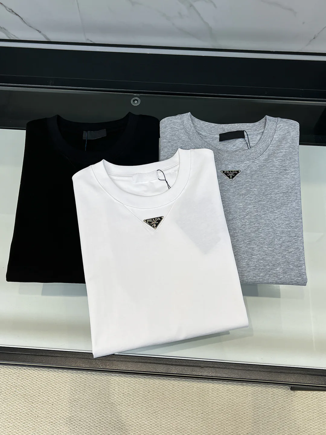 Футболки Женские Prada 11415826