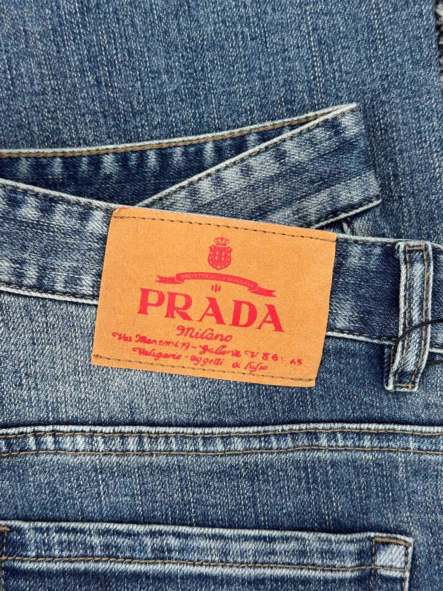 Джинсы Мужские Prada 18084110