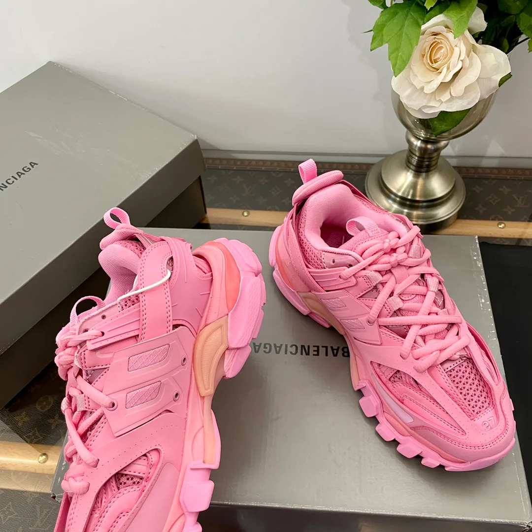 Кроссовки Женские Balenciaga 12656213