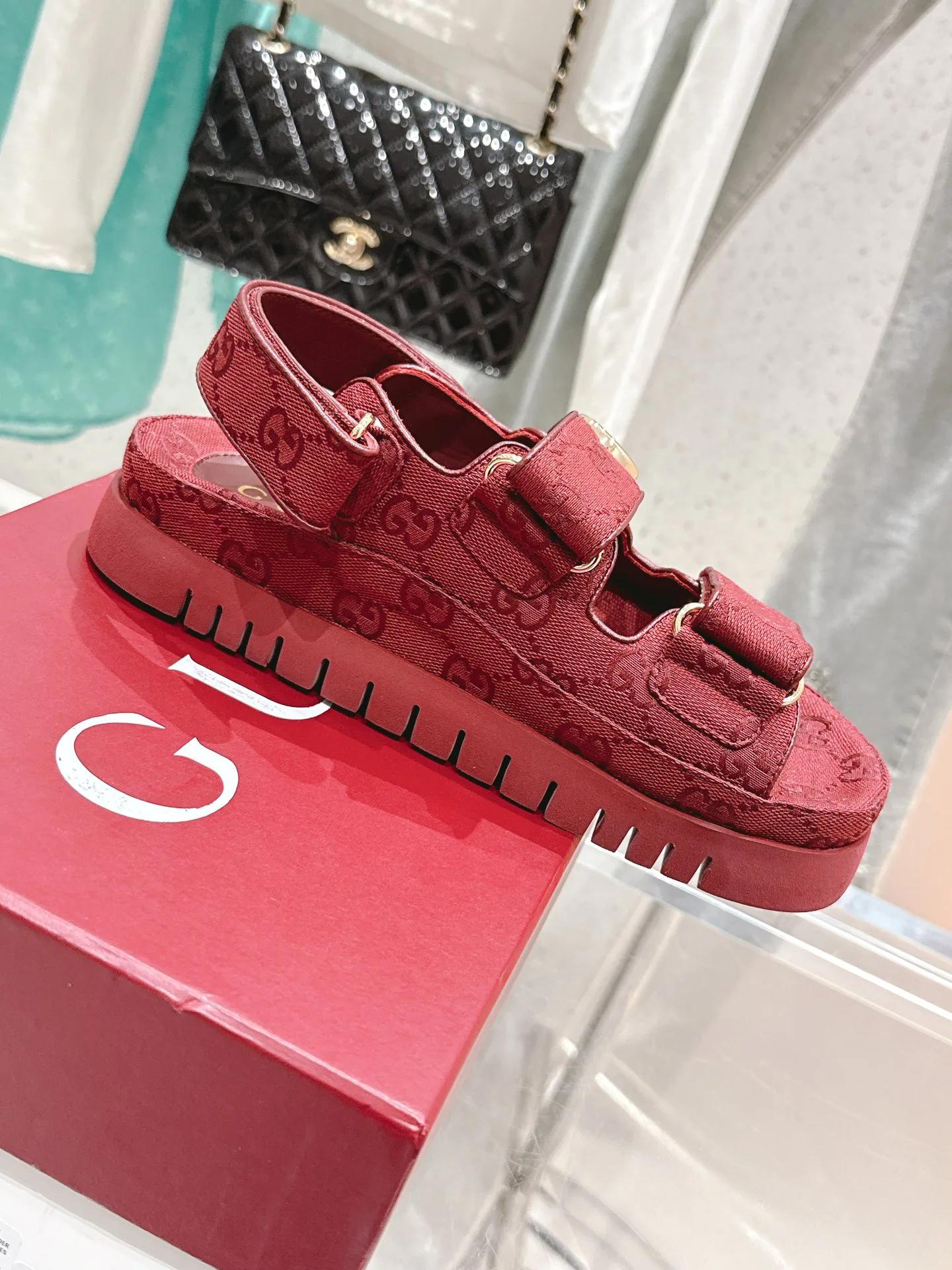 Сандалии Женские Gucci 29000