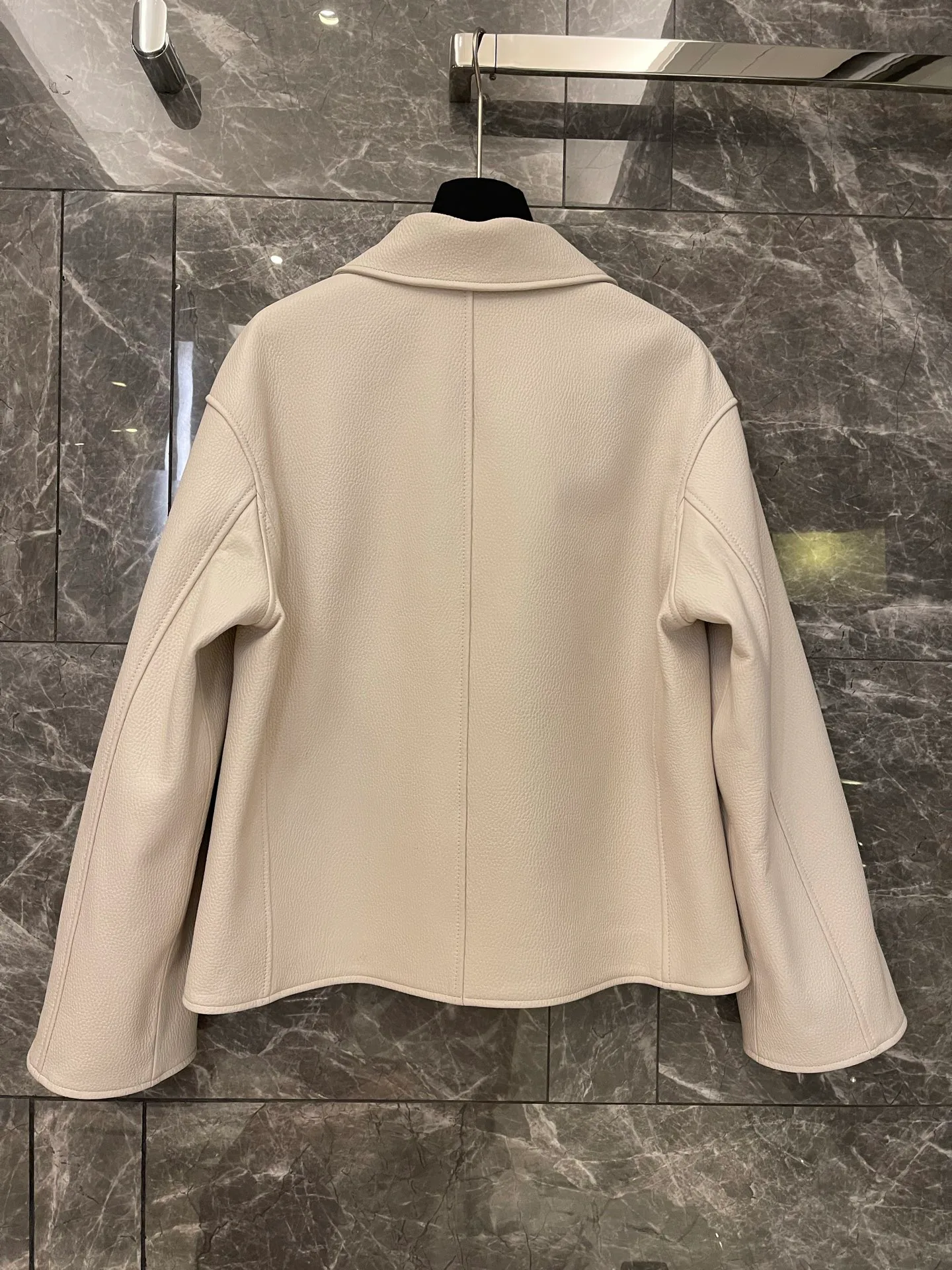 Кожаные Куртки И Дублёнки Женские Hermes 1805909