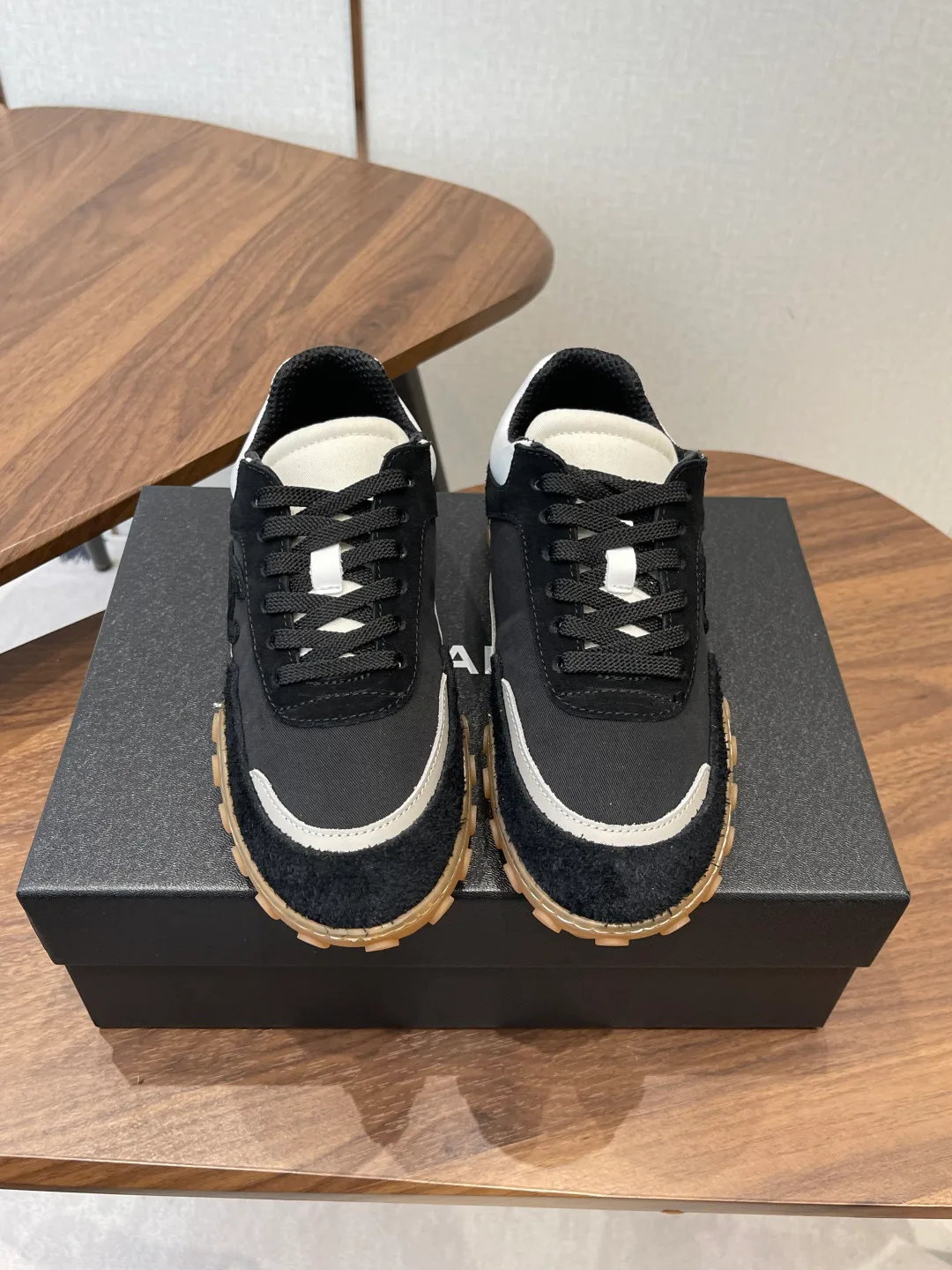 Кроссовки Женские Chanel 11646745