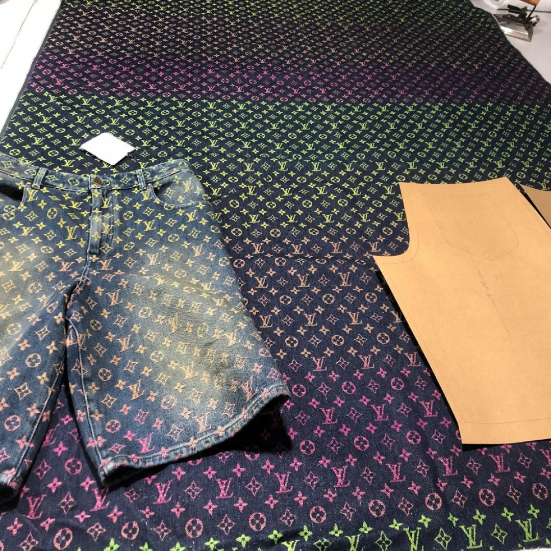 Шорты Мужские Louis Vuitton 8973431