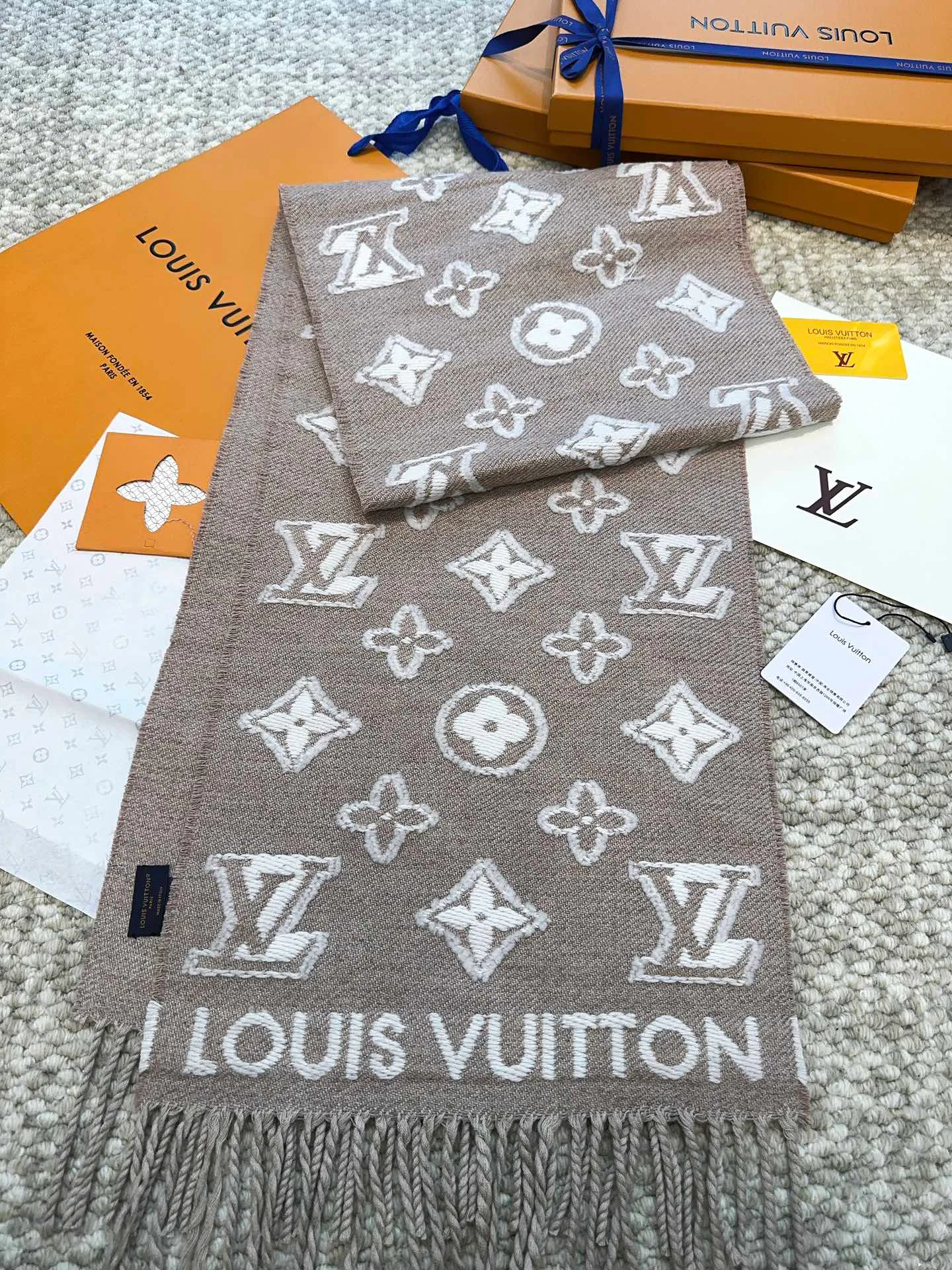 Шарфы Louis Vuitton 62347